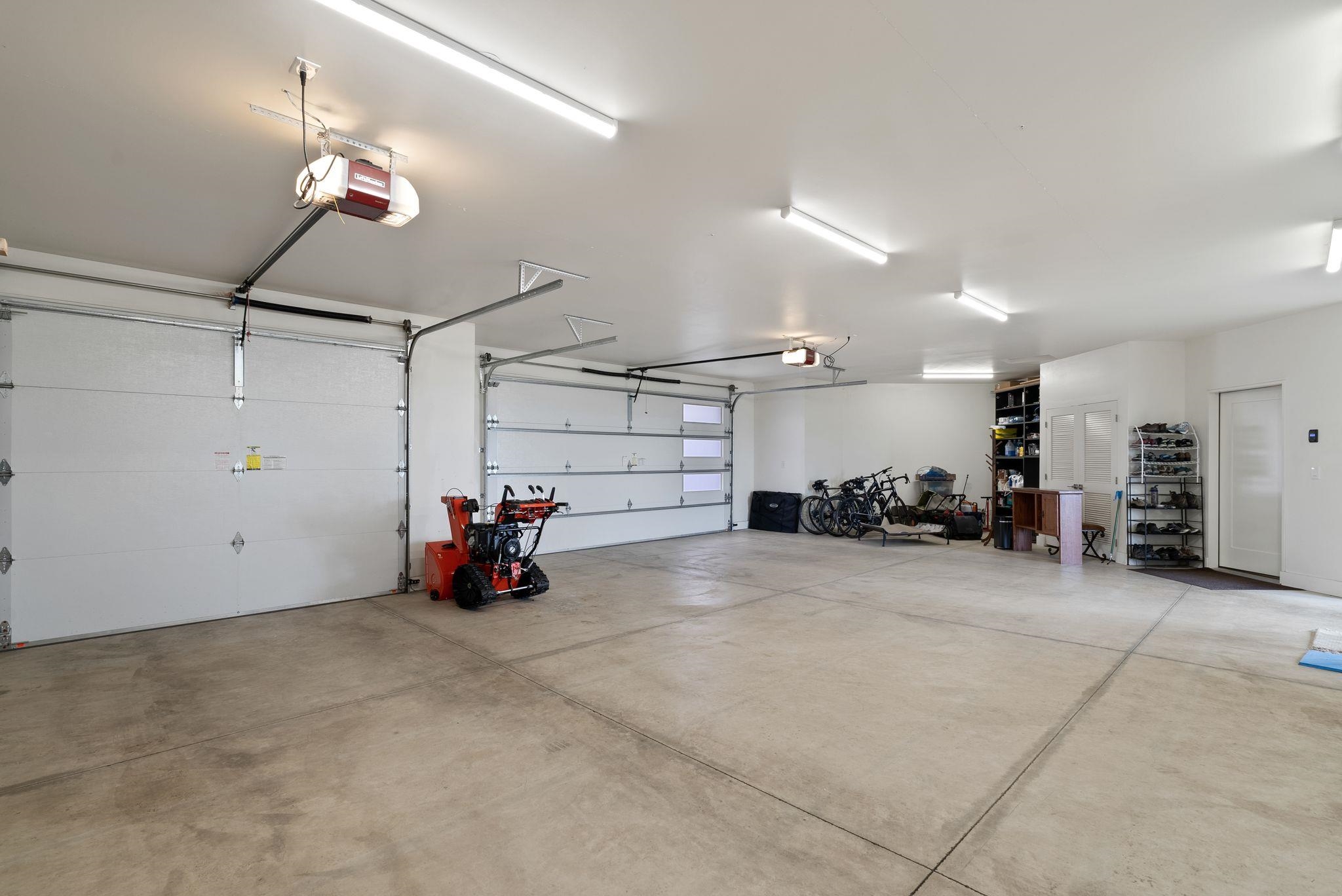 160 N Legend Tree Dr