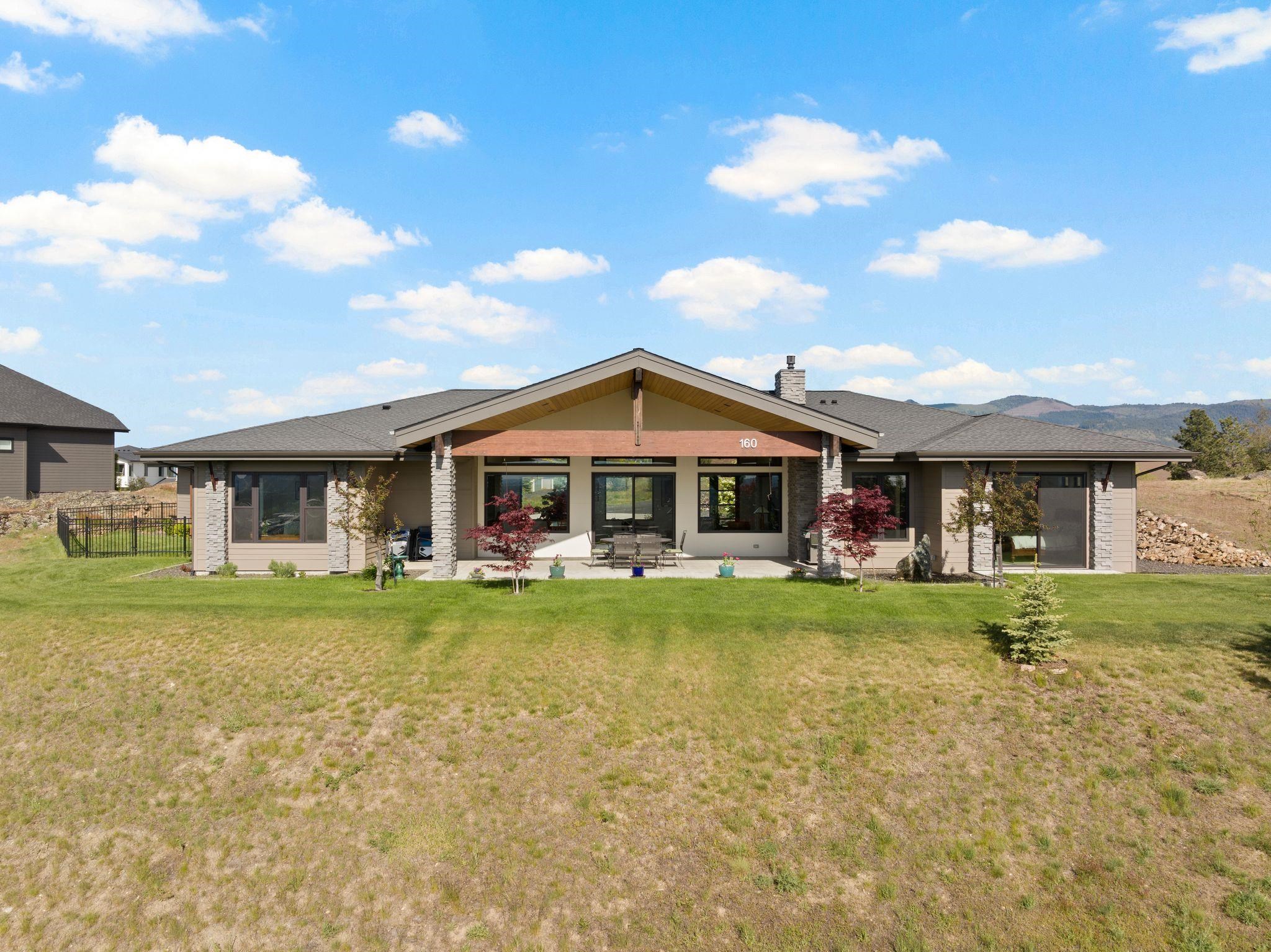 160 N Legend Tree Dr