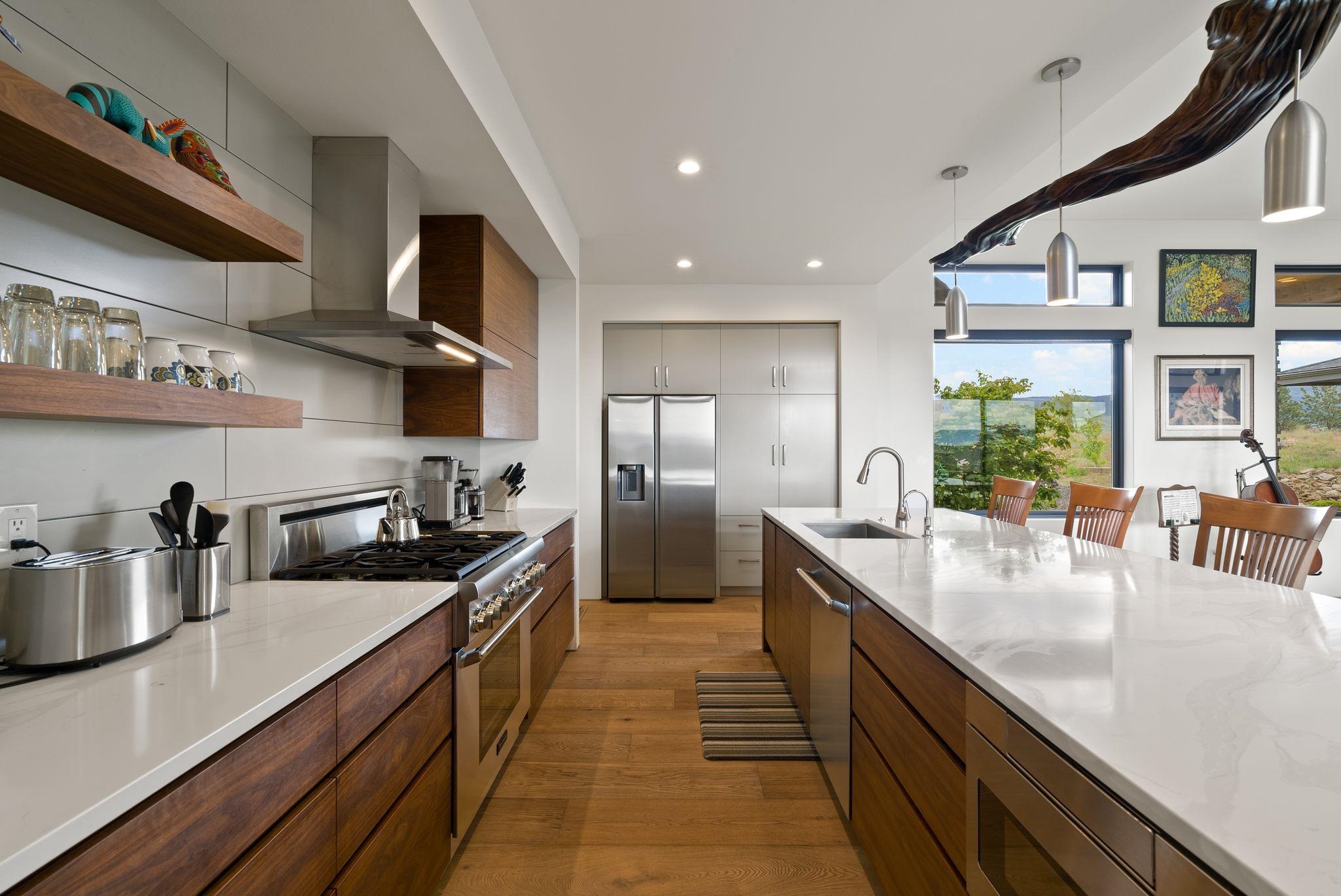 160 N Legend Tree Dr