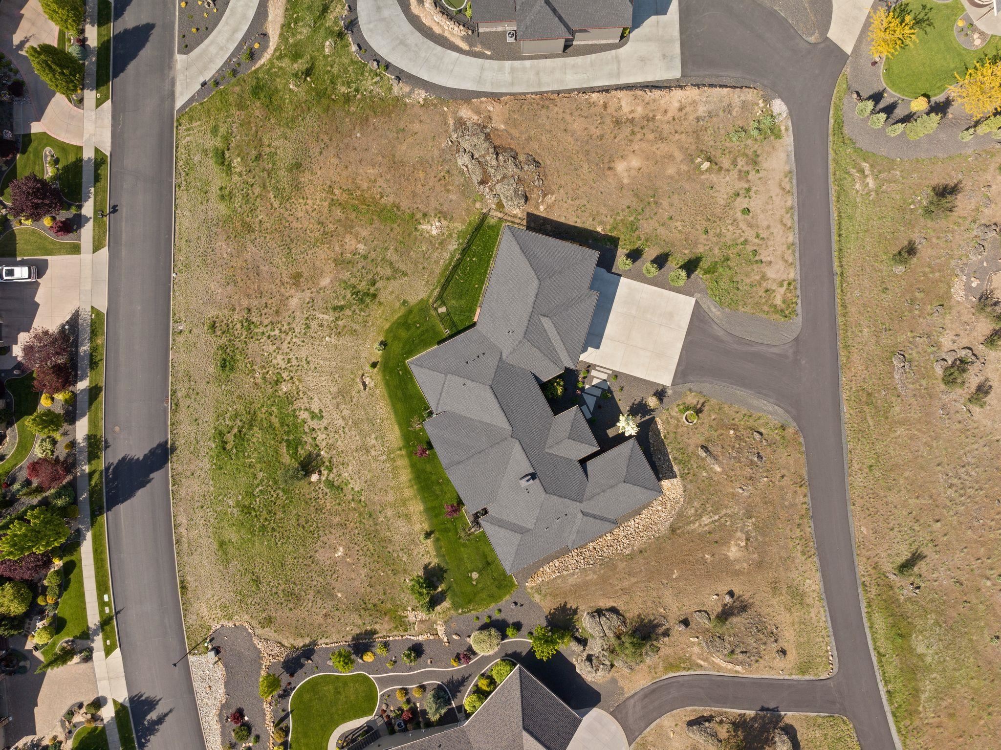 160 N Legend Tree Dr