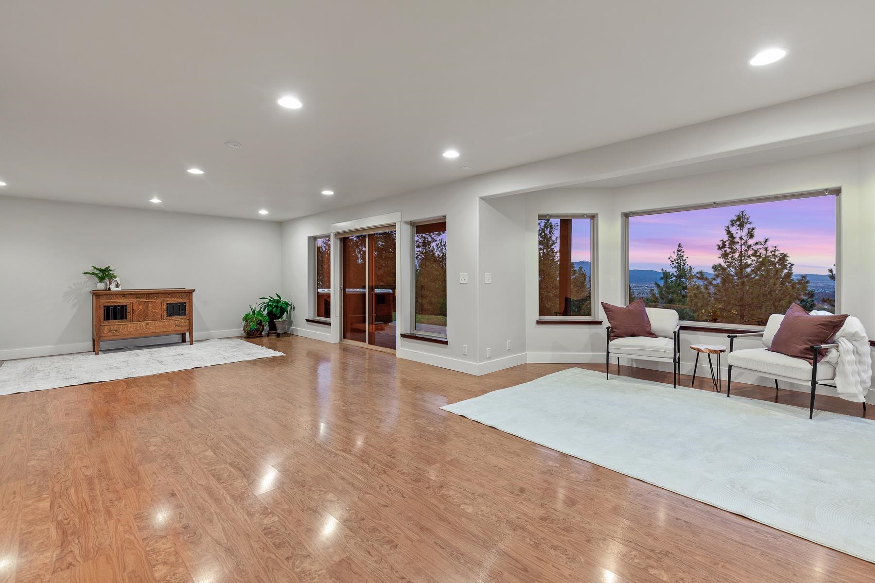 10309 N Lookout View Ln