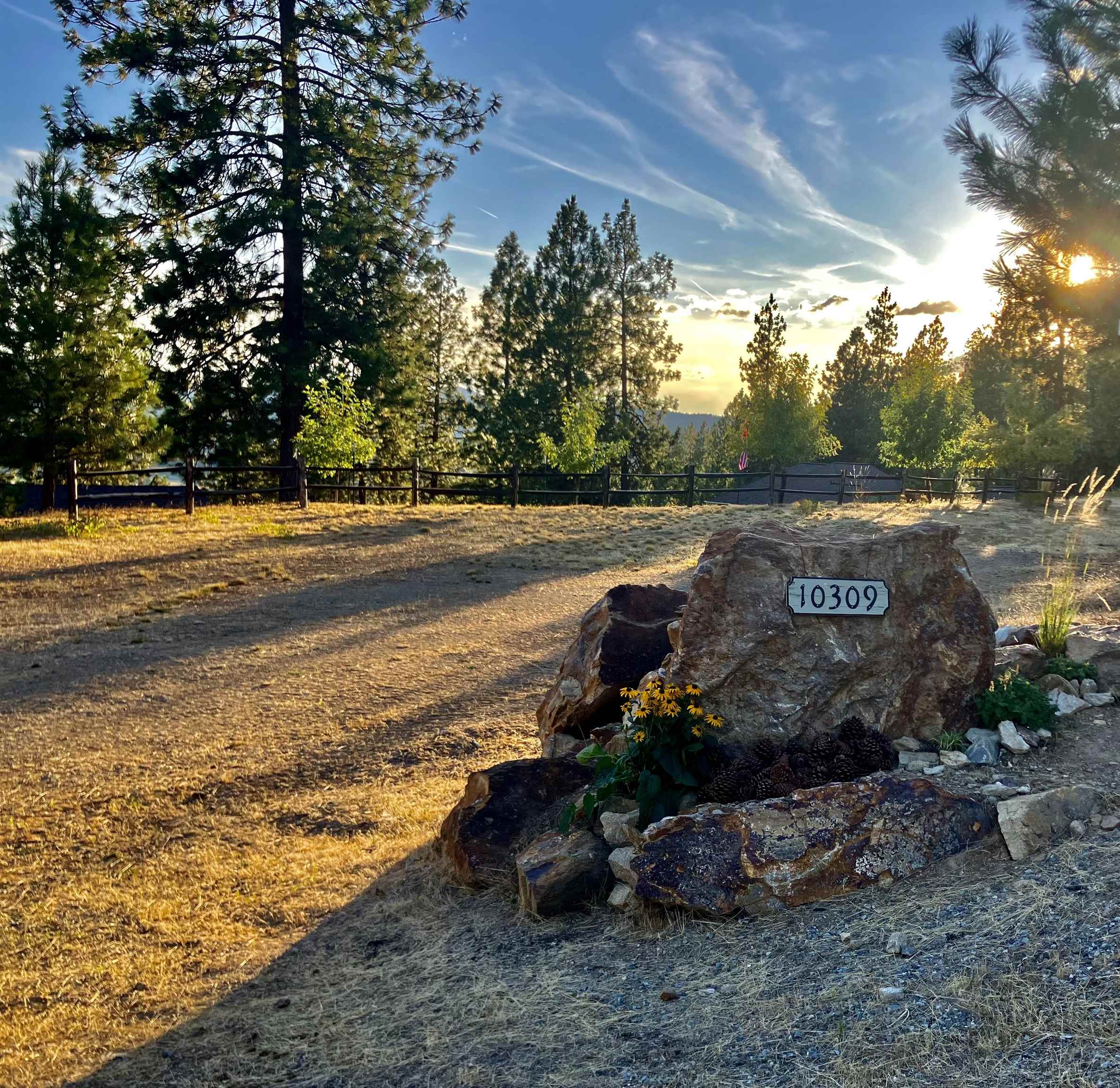 10309 N Lookout View Ln