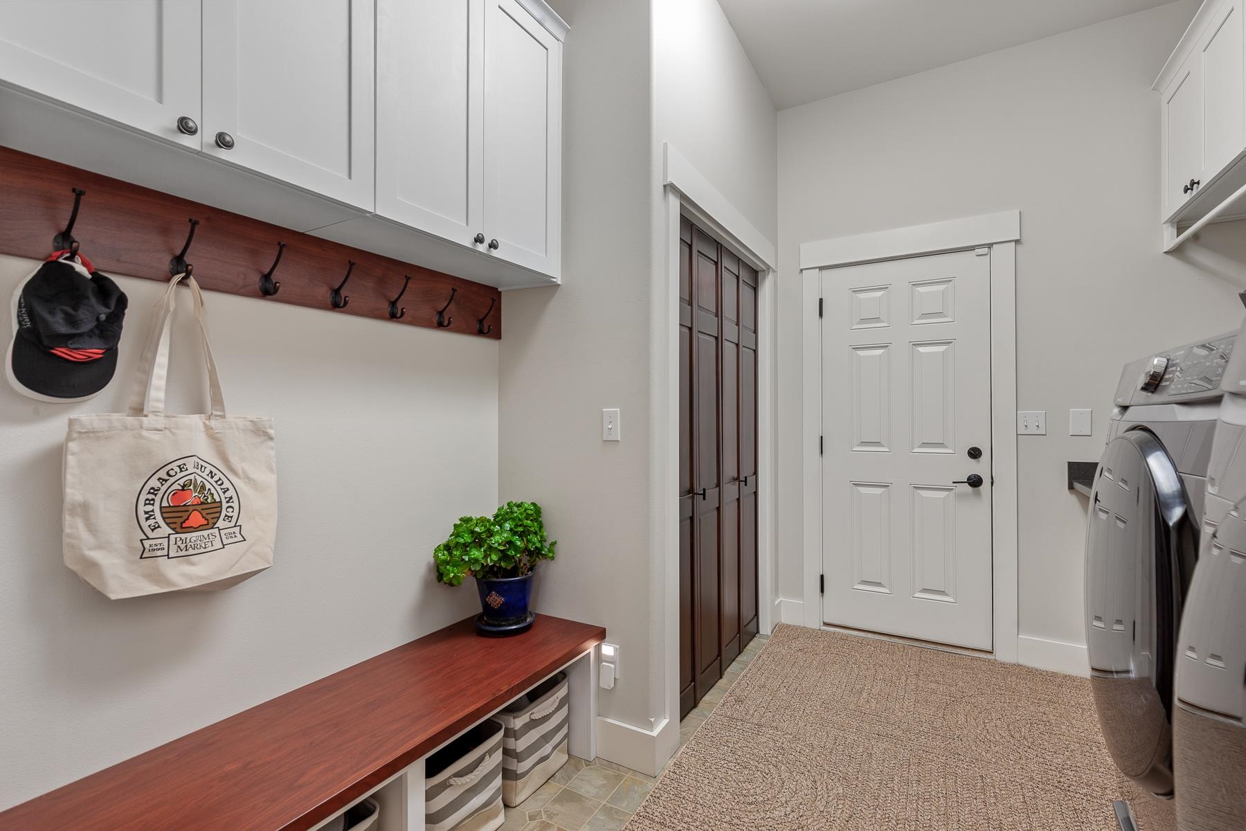 10309 N Lookout View Ln