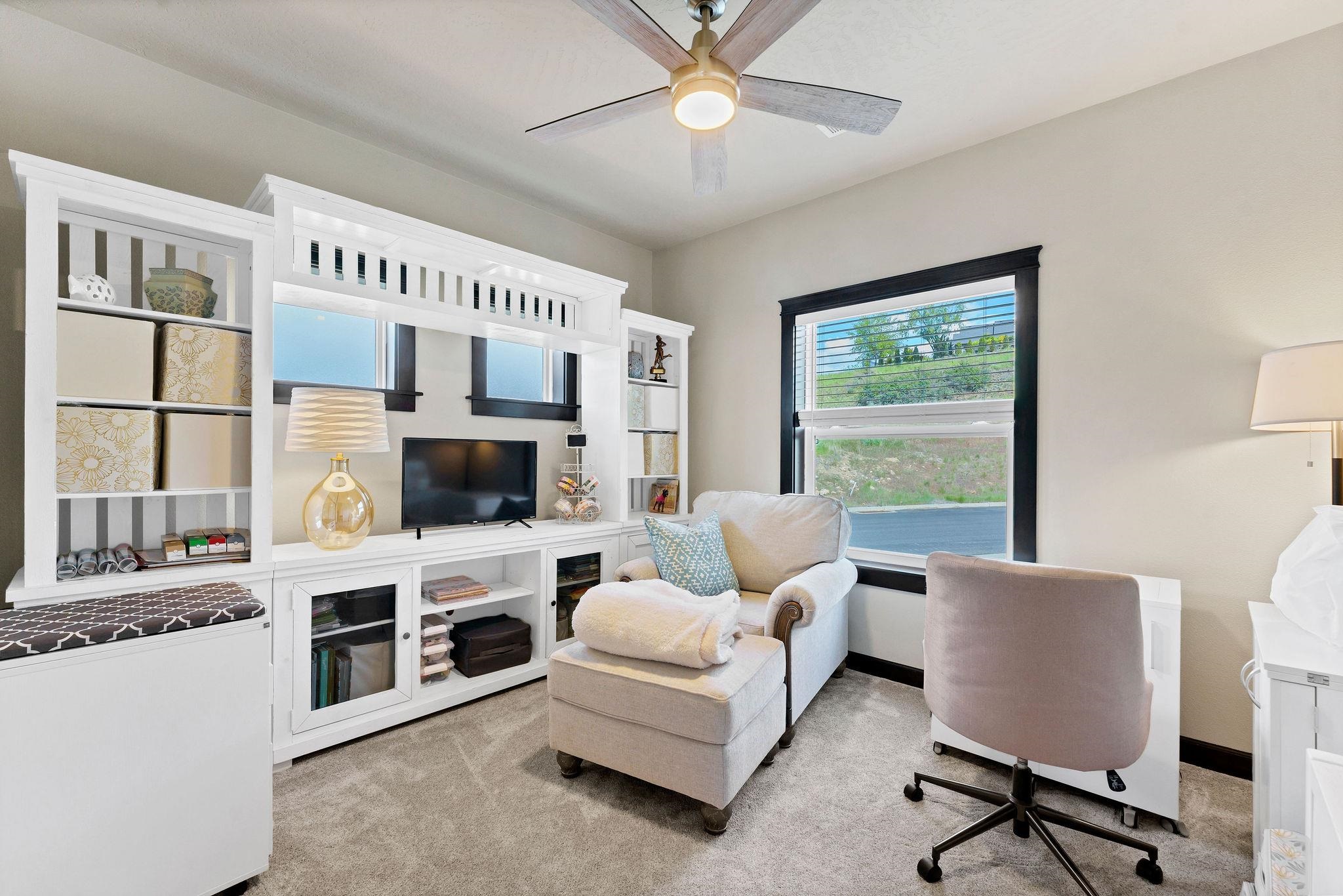 35 S Parkview Ct