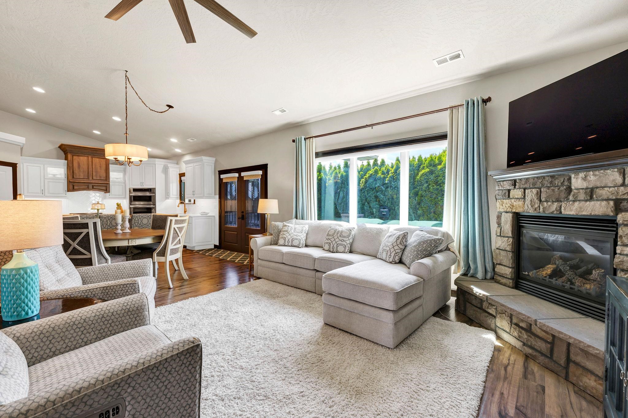35 S Parkview Ct