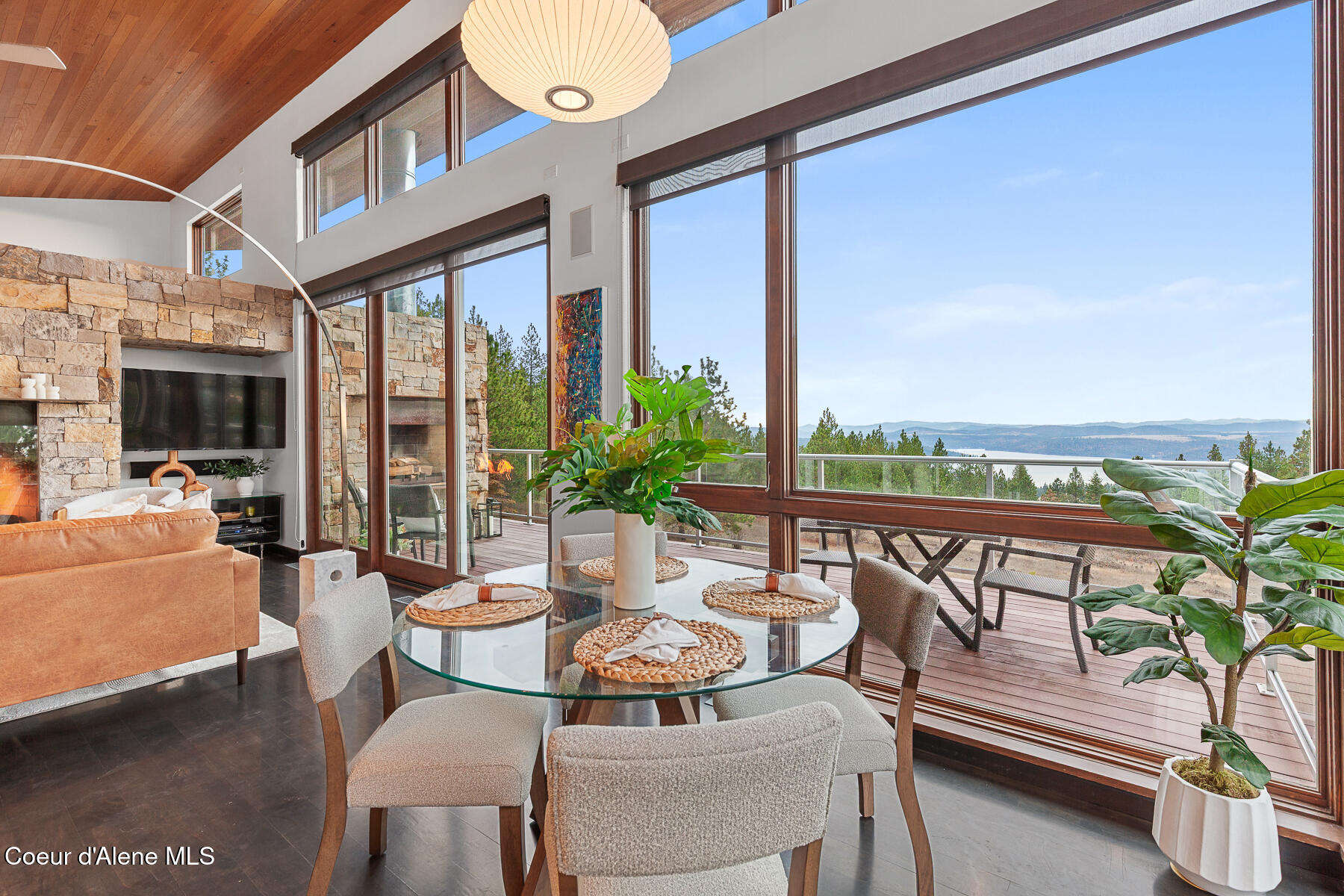 8014 W FOREVER VIEW DR, Coeur d'Alene