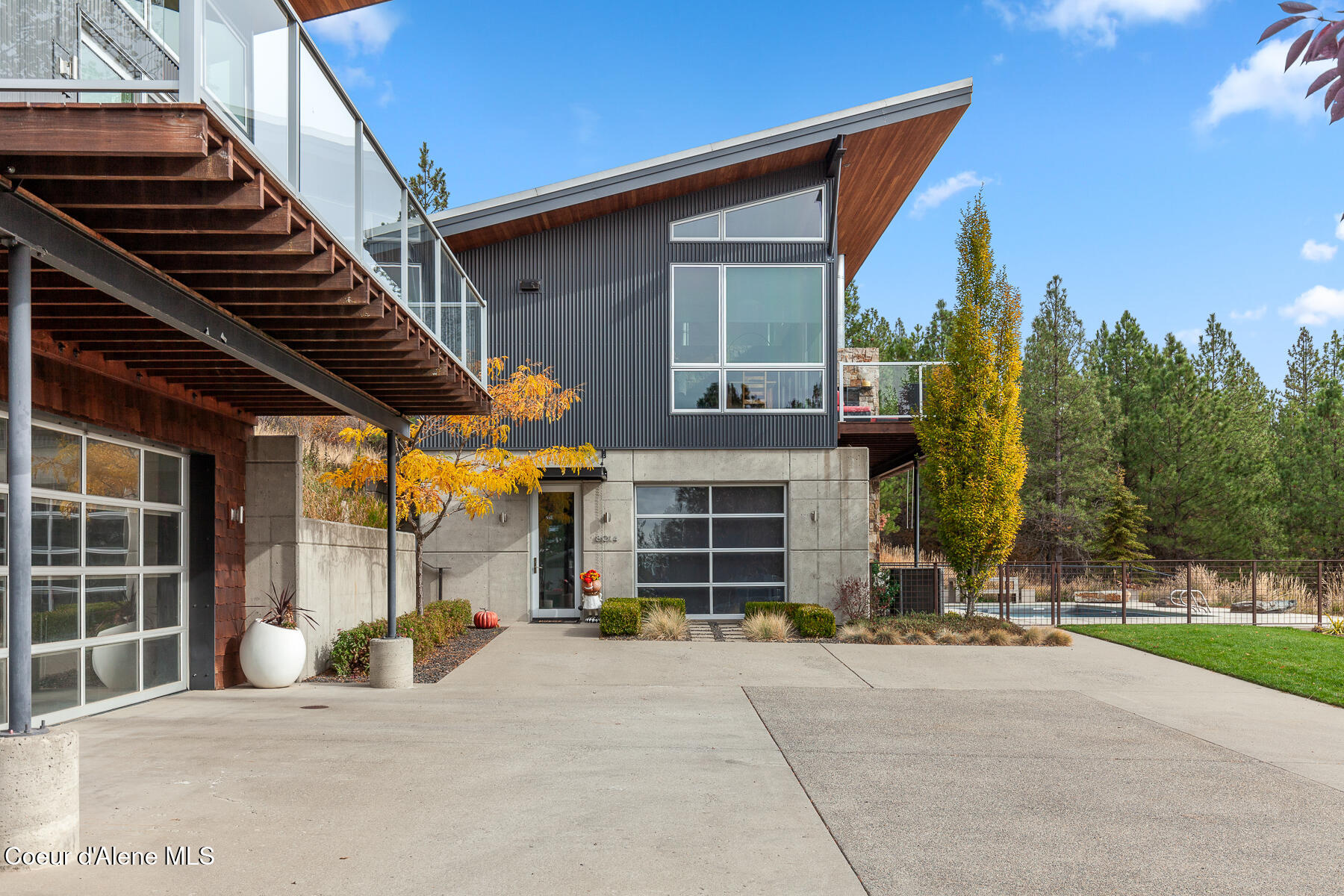 8014 W FOREVER VIEW DR, Coeur d'Alene