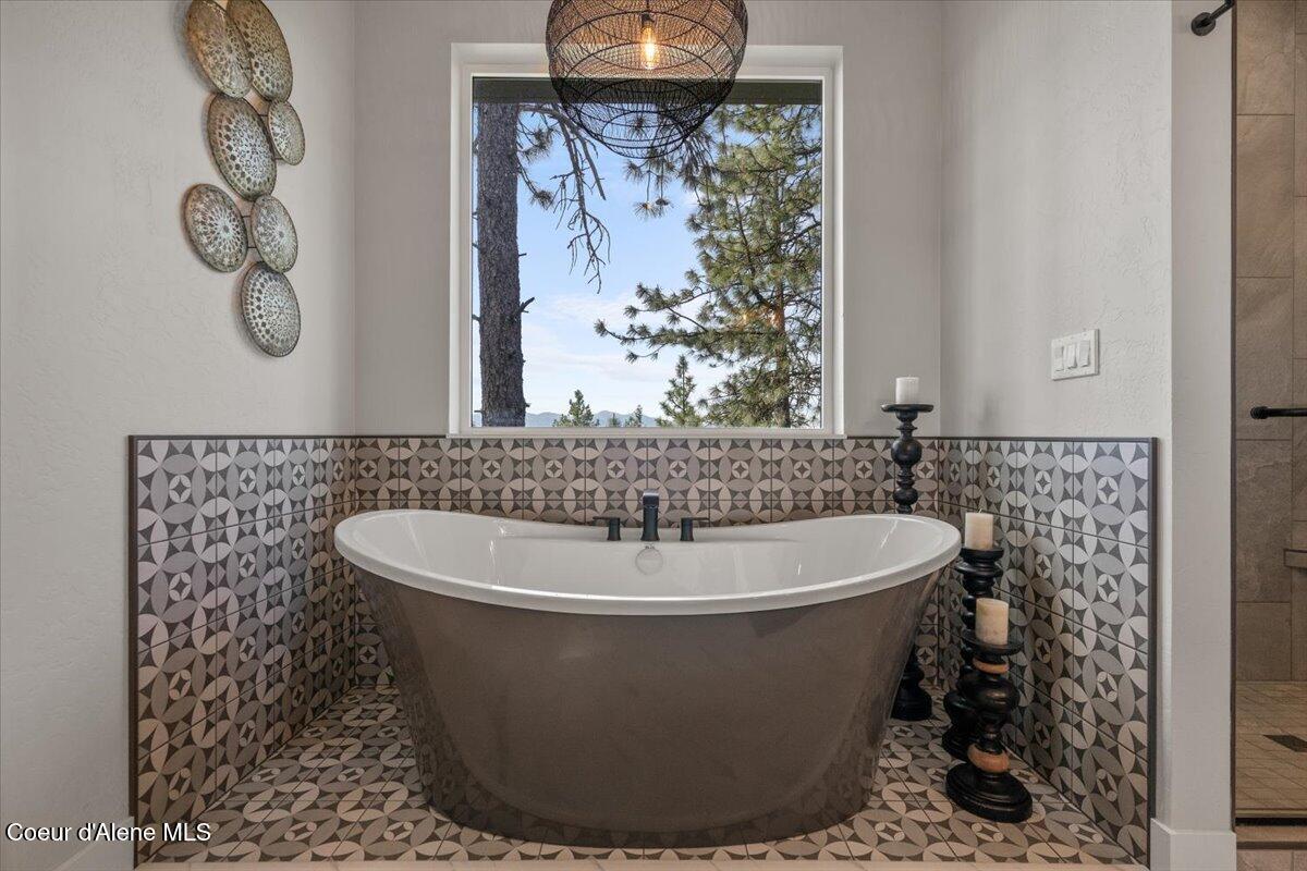 13357 N Spiral Ridge Trail