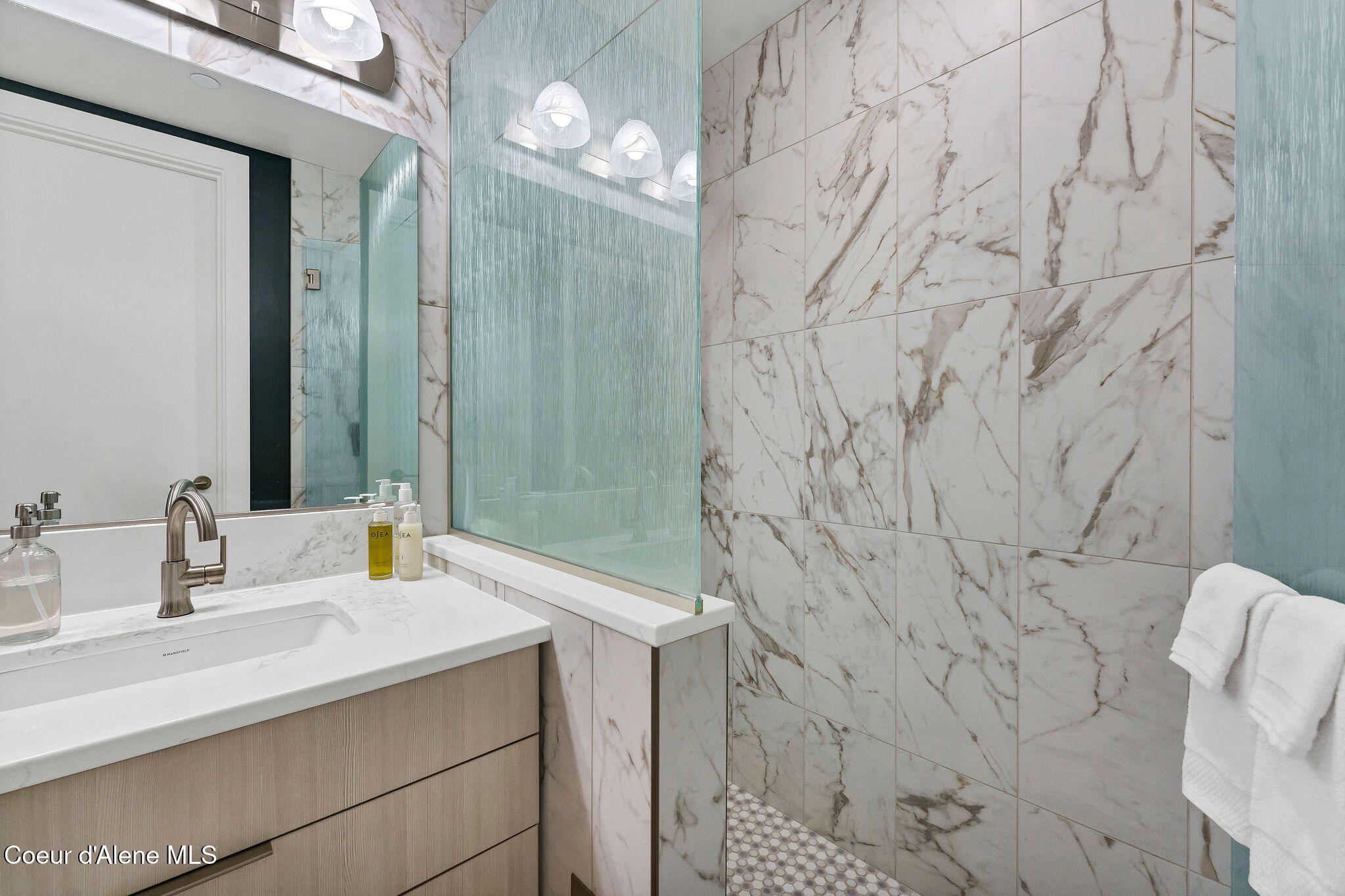 1579 W Riverstone DR, UNIT 301, Coeur d'Alene Unit: UNIT 301