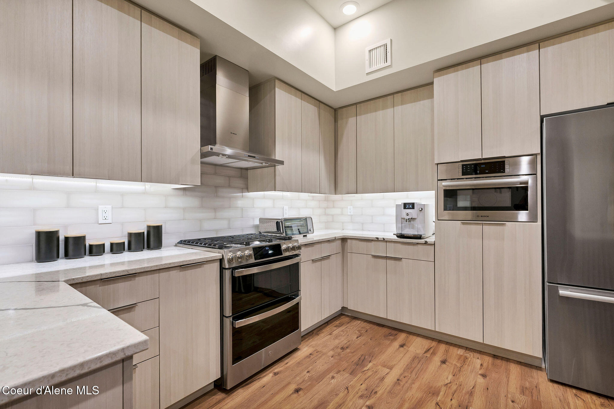 1579 W Riverstone DR, UNIT 301, Coeur d'Alene Unit: UNIT 301