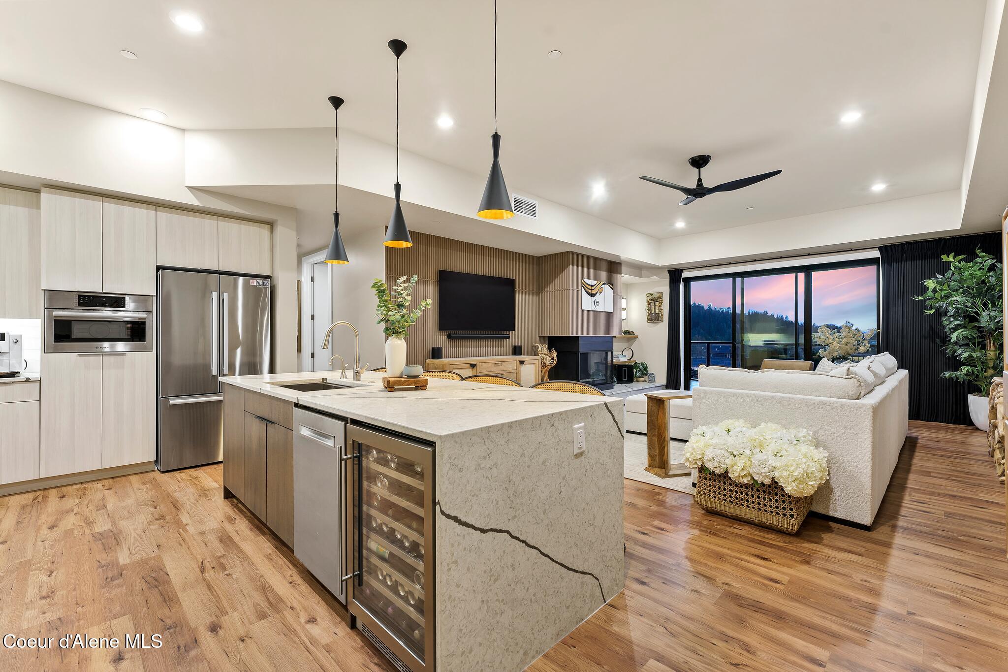 1579 W Riverstone DR, UNIT 301, Coeur d'Alene Unit: UNIT 301