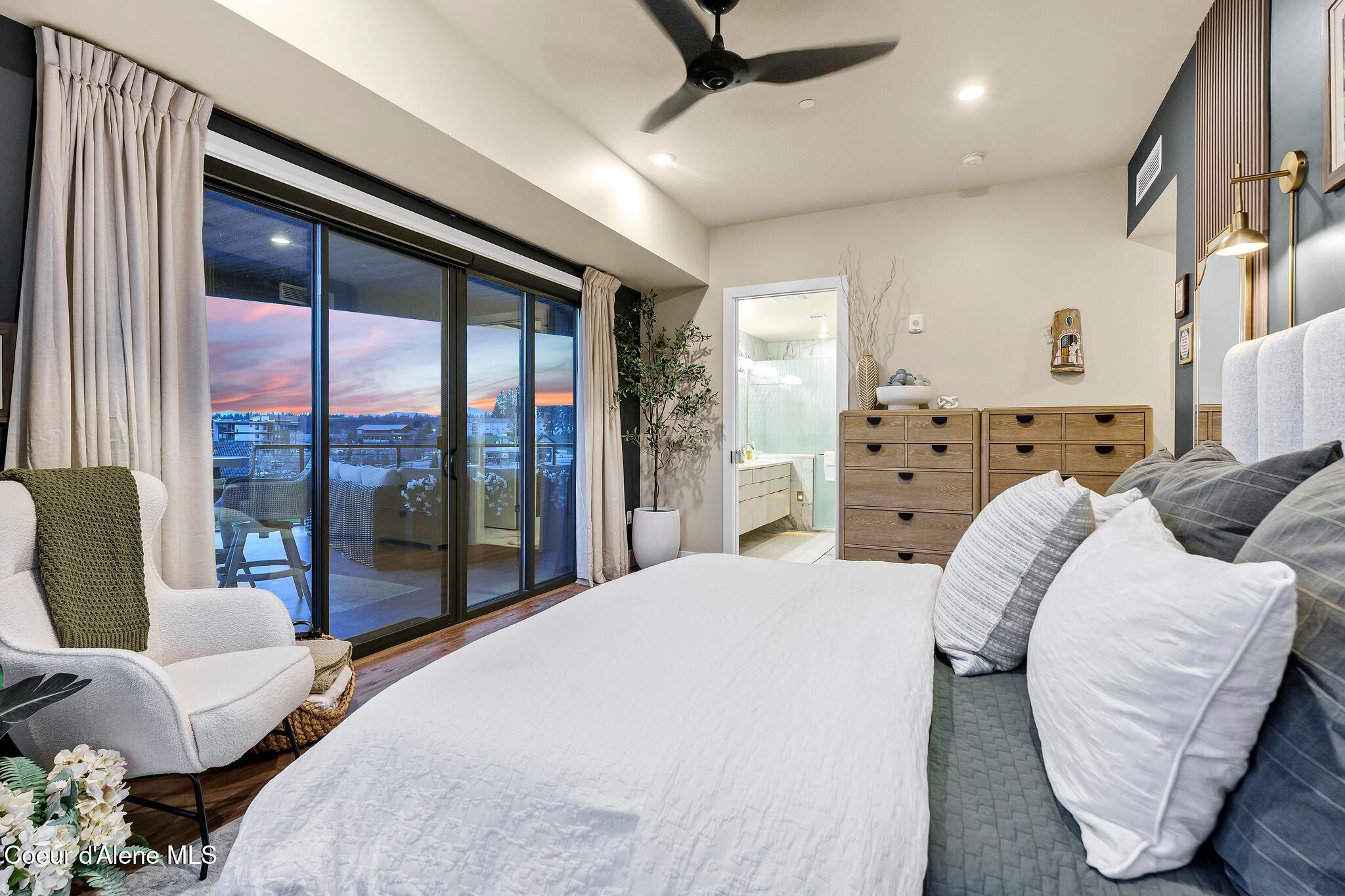1579 W Riverstone DR, UNIT 301, Coeur d'Alene Unit: UNIT 301