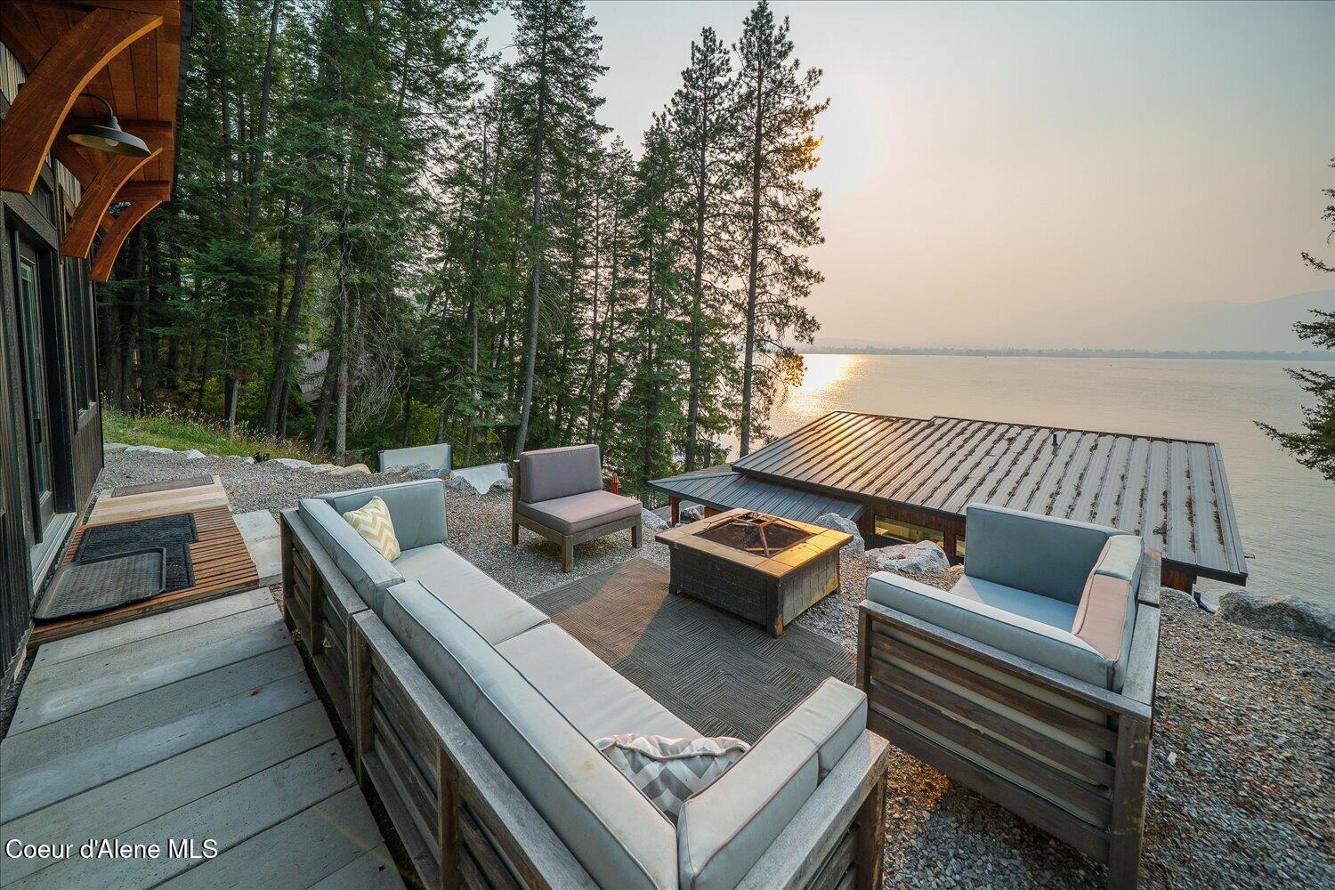 3753 Bottle Bay RD