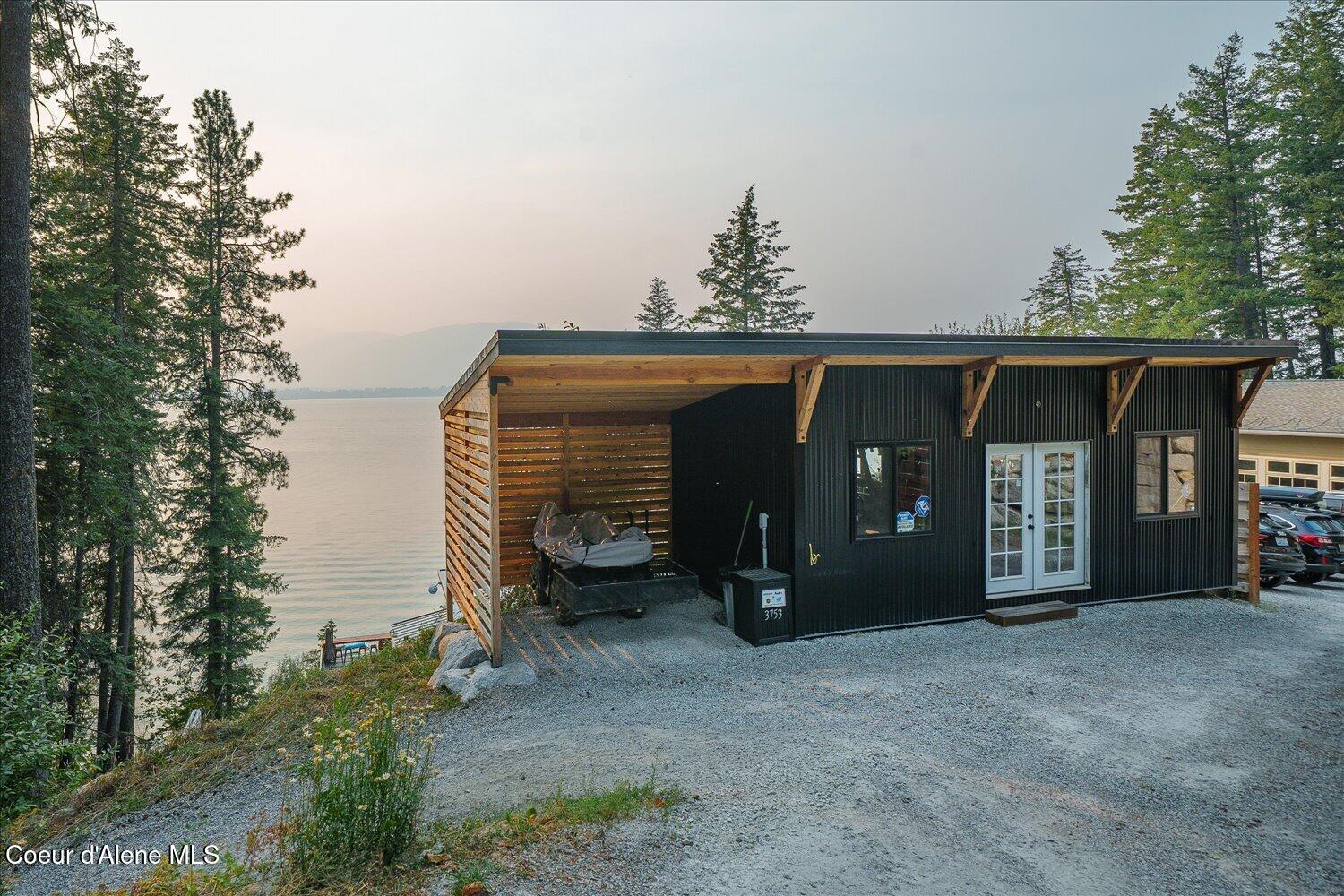 3753 Bottle Bay RD
