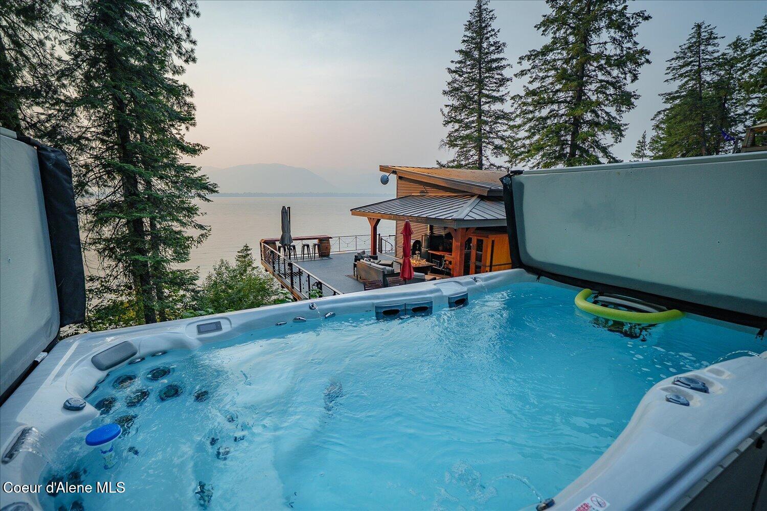 3753 Bottle Bay RD