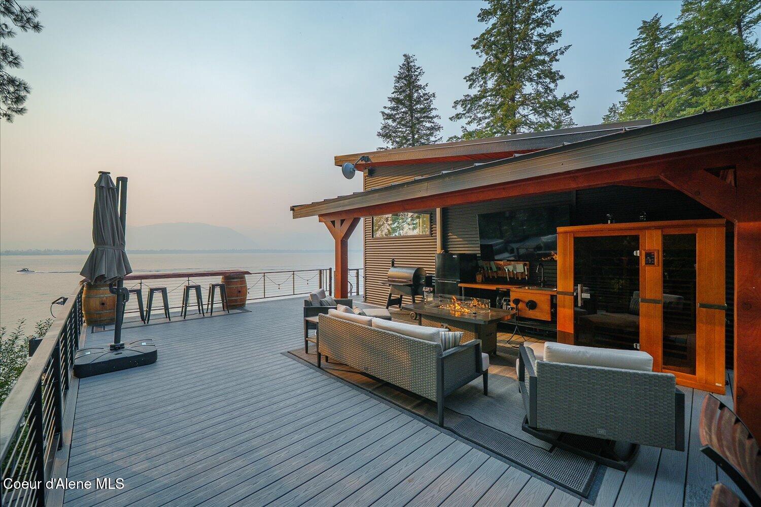 3753 Bottle Bay RD