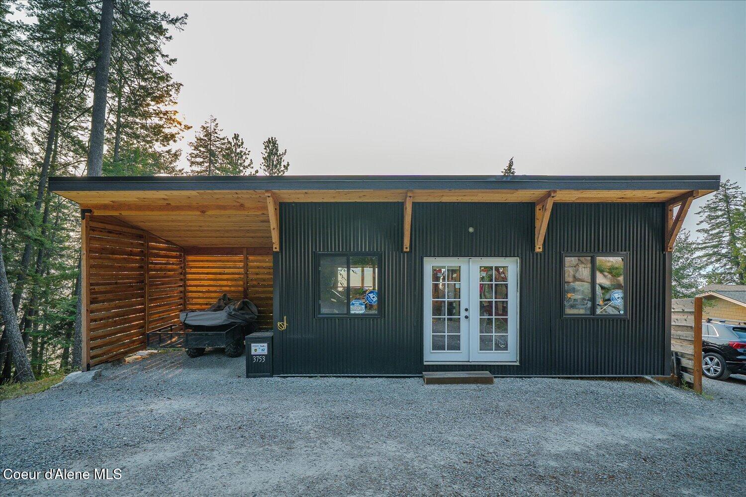 3753 Bottle Bay RD