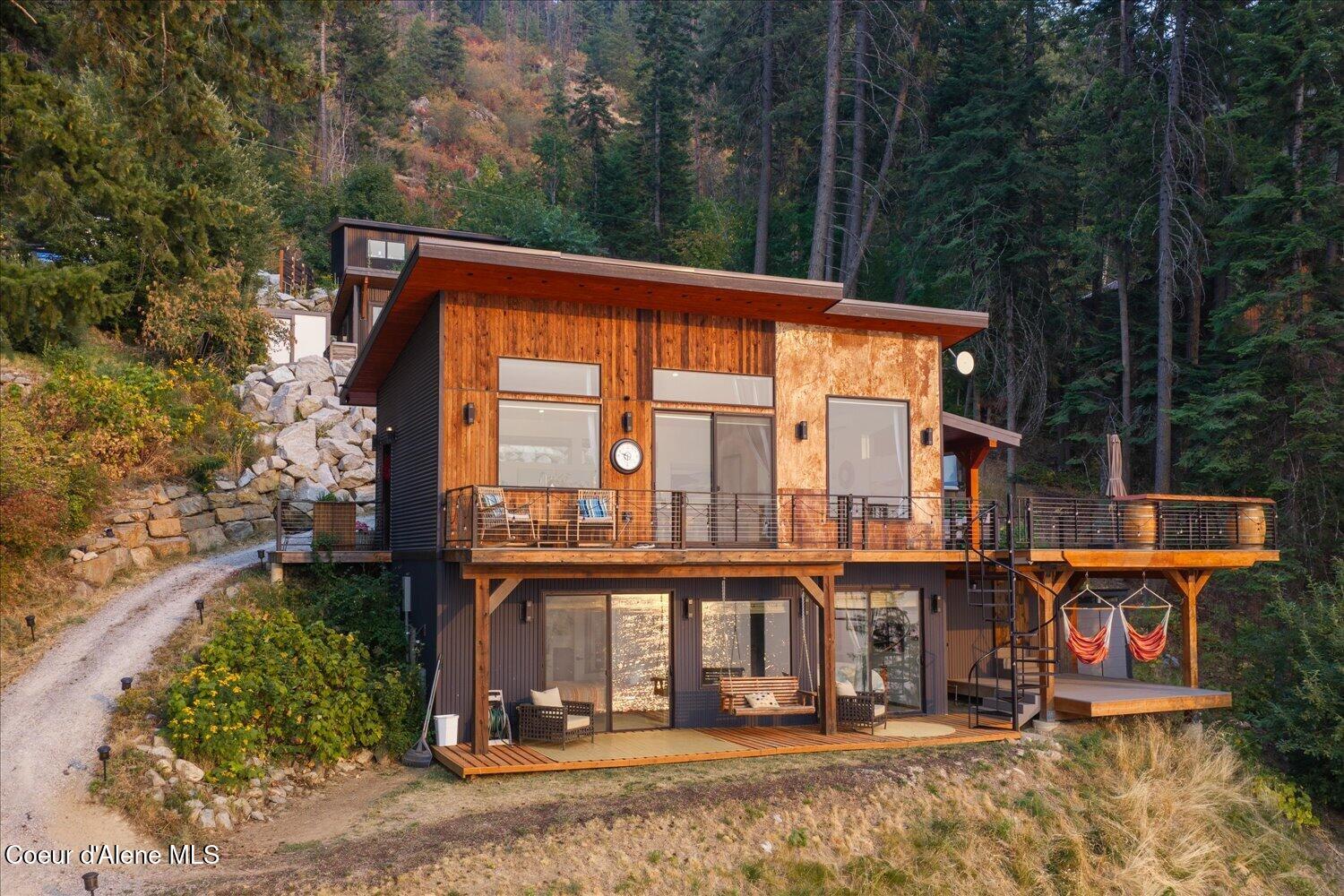 3753 Bottle Bay RD