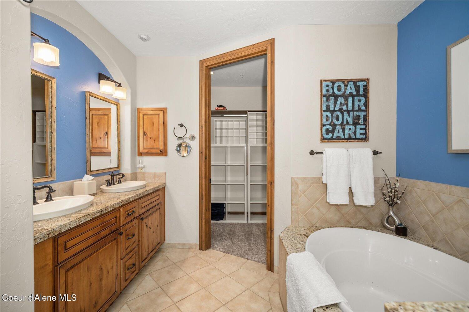 2056 W Bellerive LN, UNIT 103, Coeur d'Alene Unit: UNIT 103