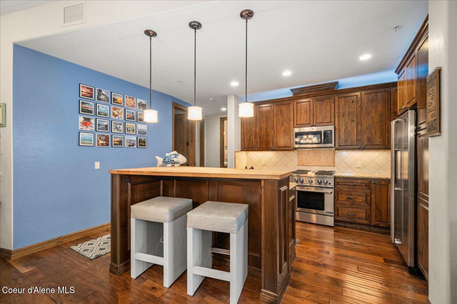 2056 W Bellerive LN, UNIT 103, Coeur d'Alene Unit: UNIT 103