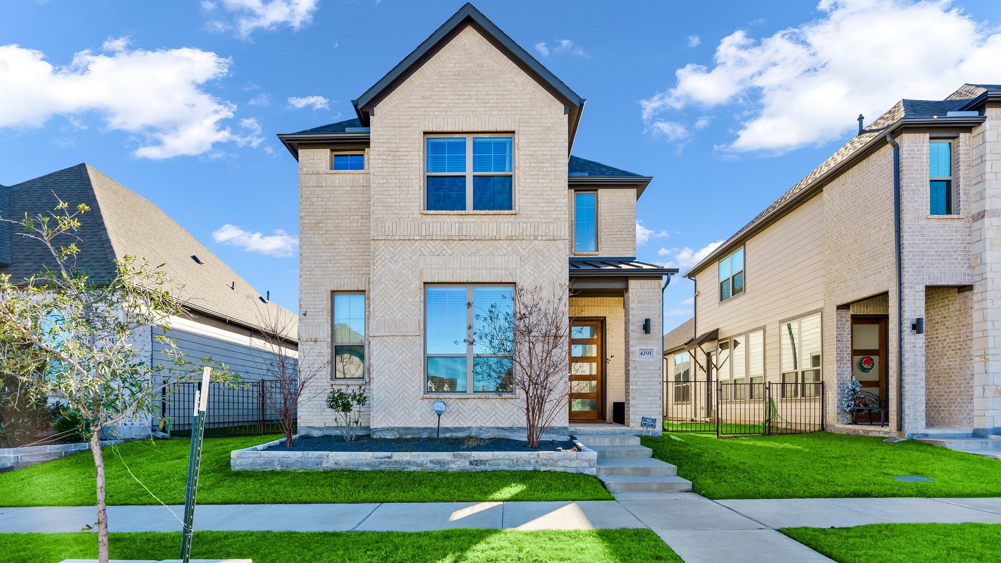 4291 Curtiss Drive