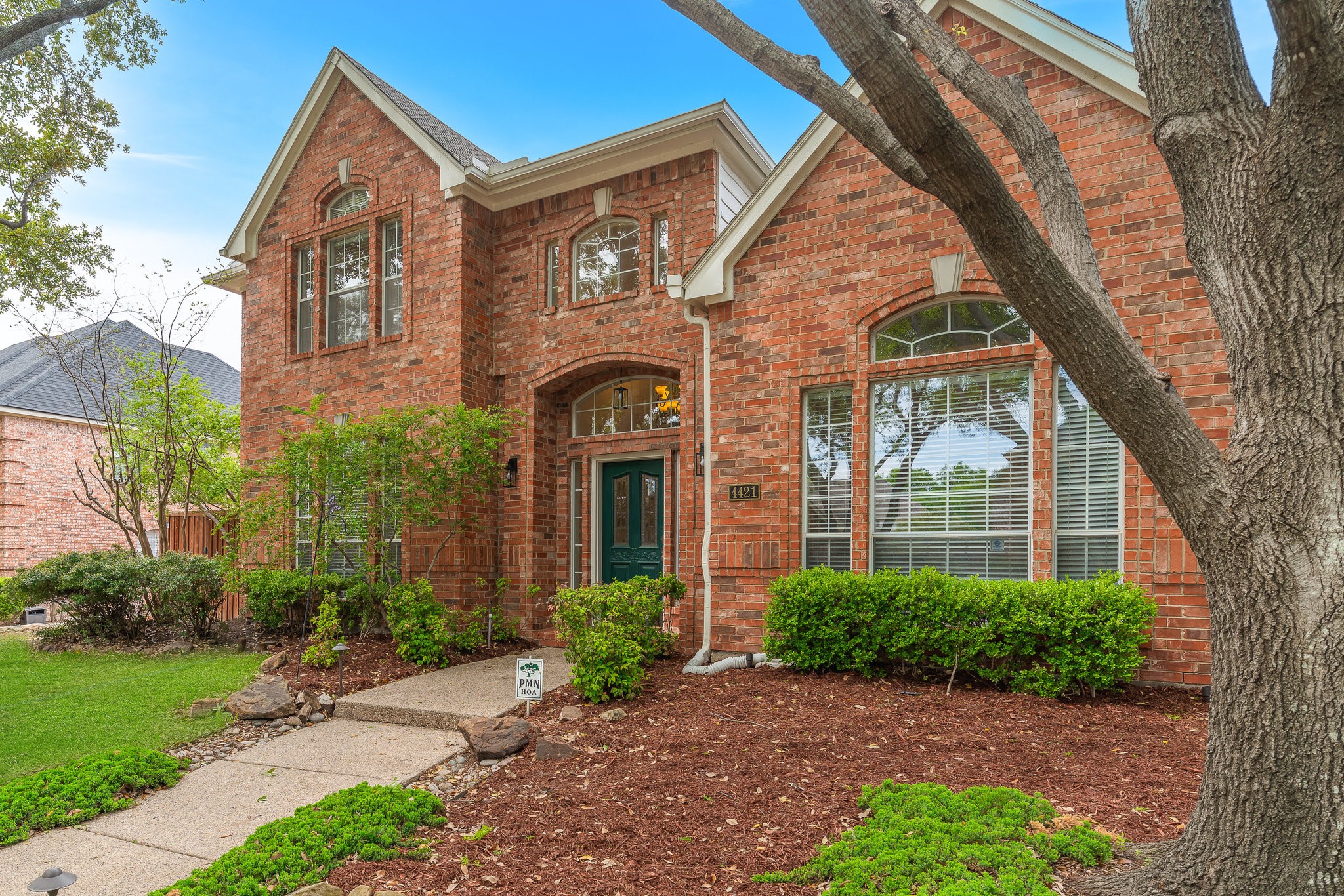 4421 Turnberry Court