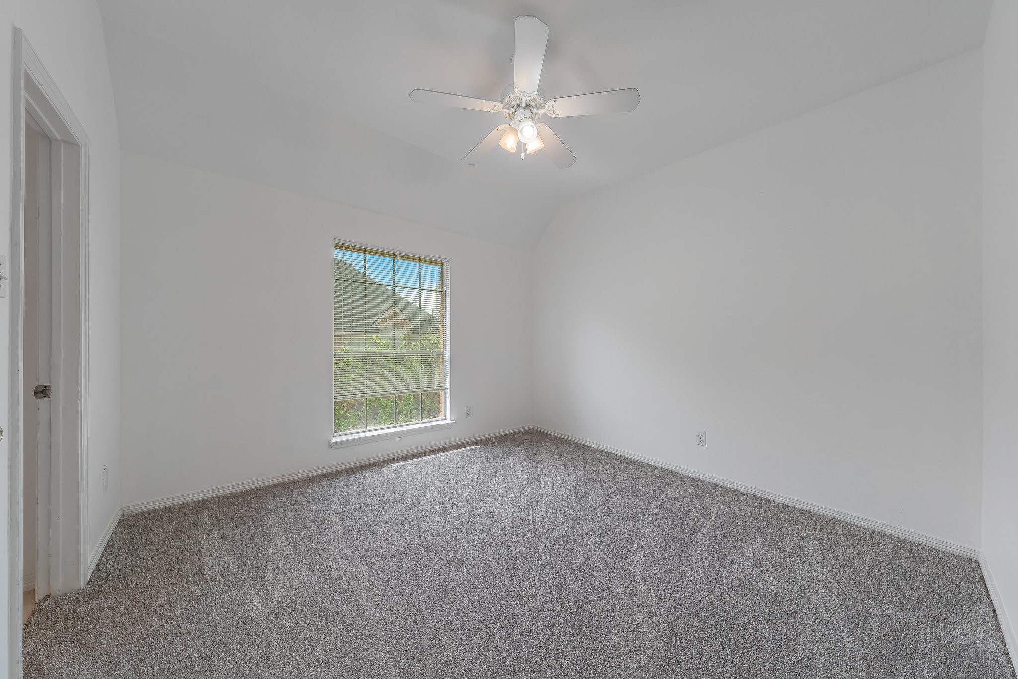 4421 Turnberry Court