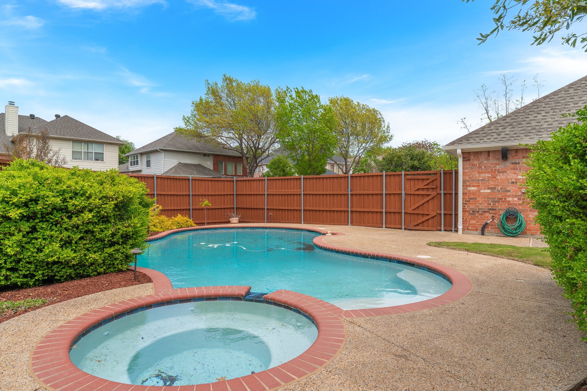 4421 Turnberry Court