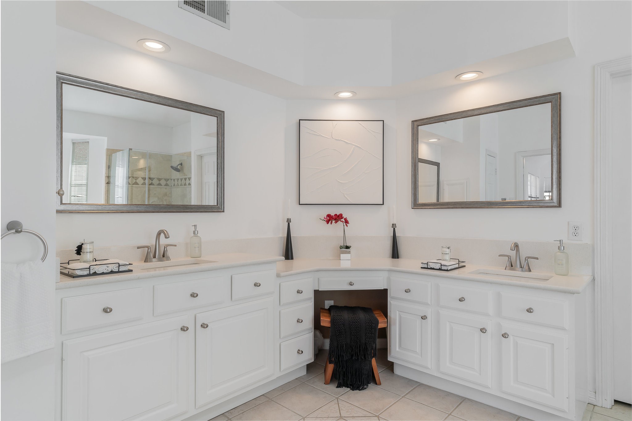 4421 Turnberry Court