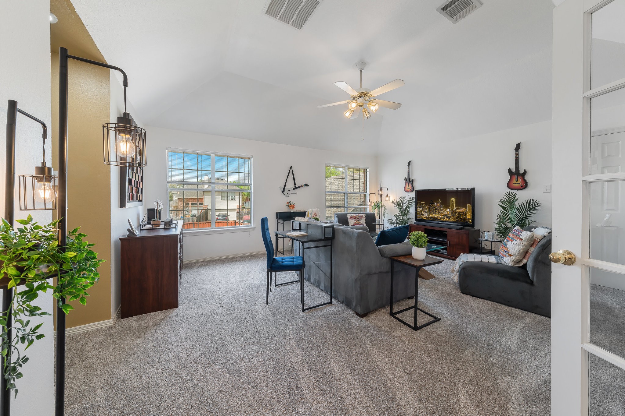 4421 Turnberry Court