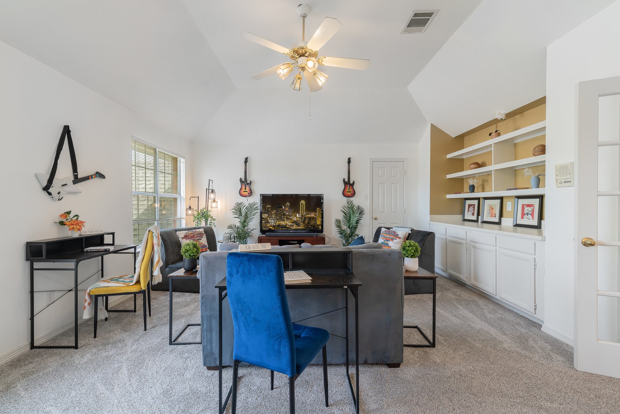 4421 Turnberry Court