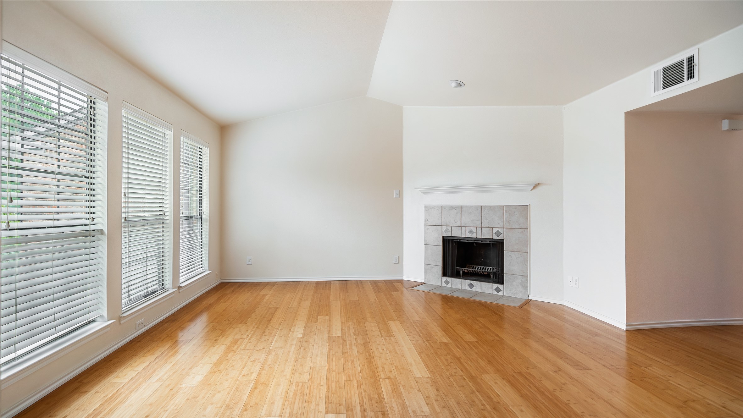 3101 Townbluff Drive 524