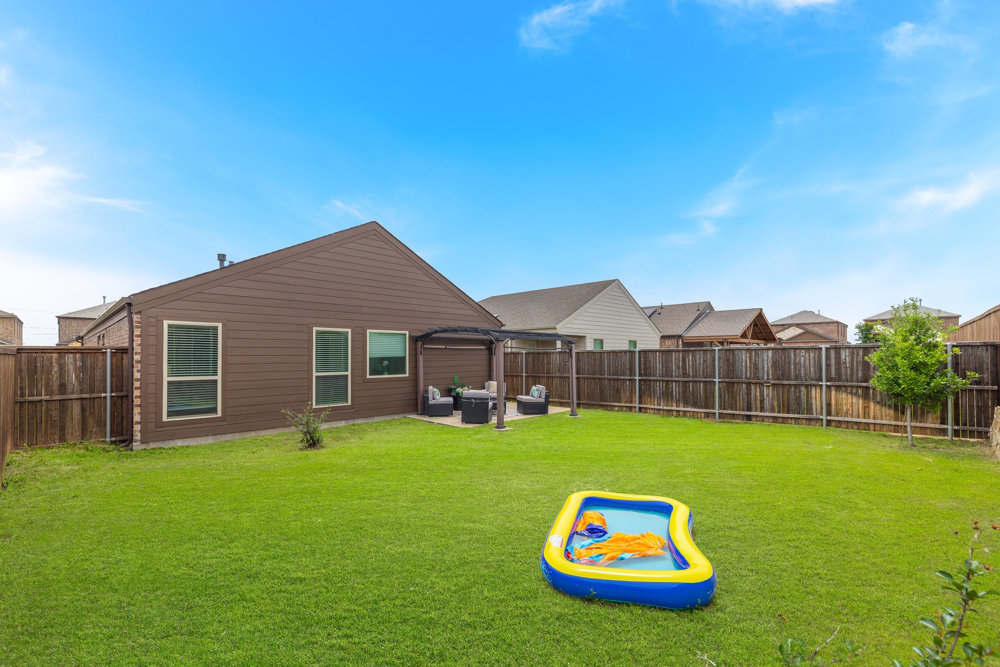 1812 New Holland Way