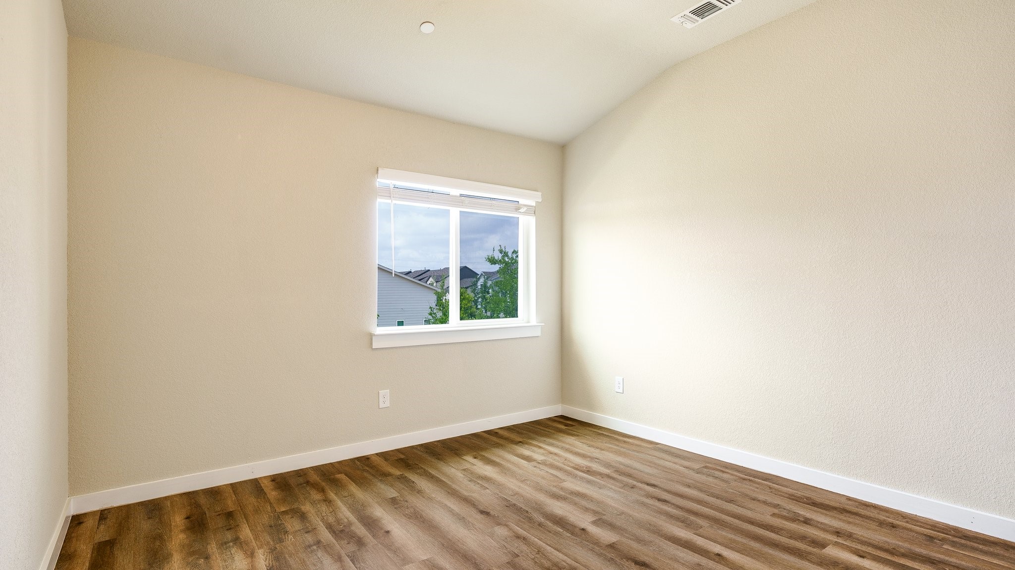 2420 Freshwater Lane