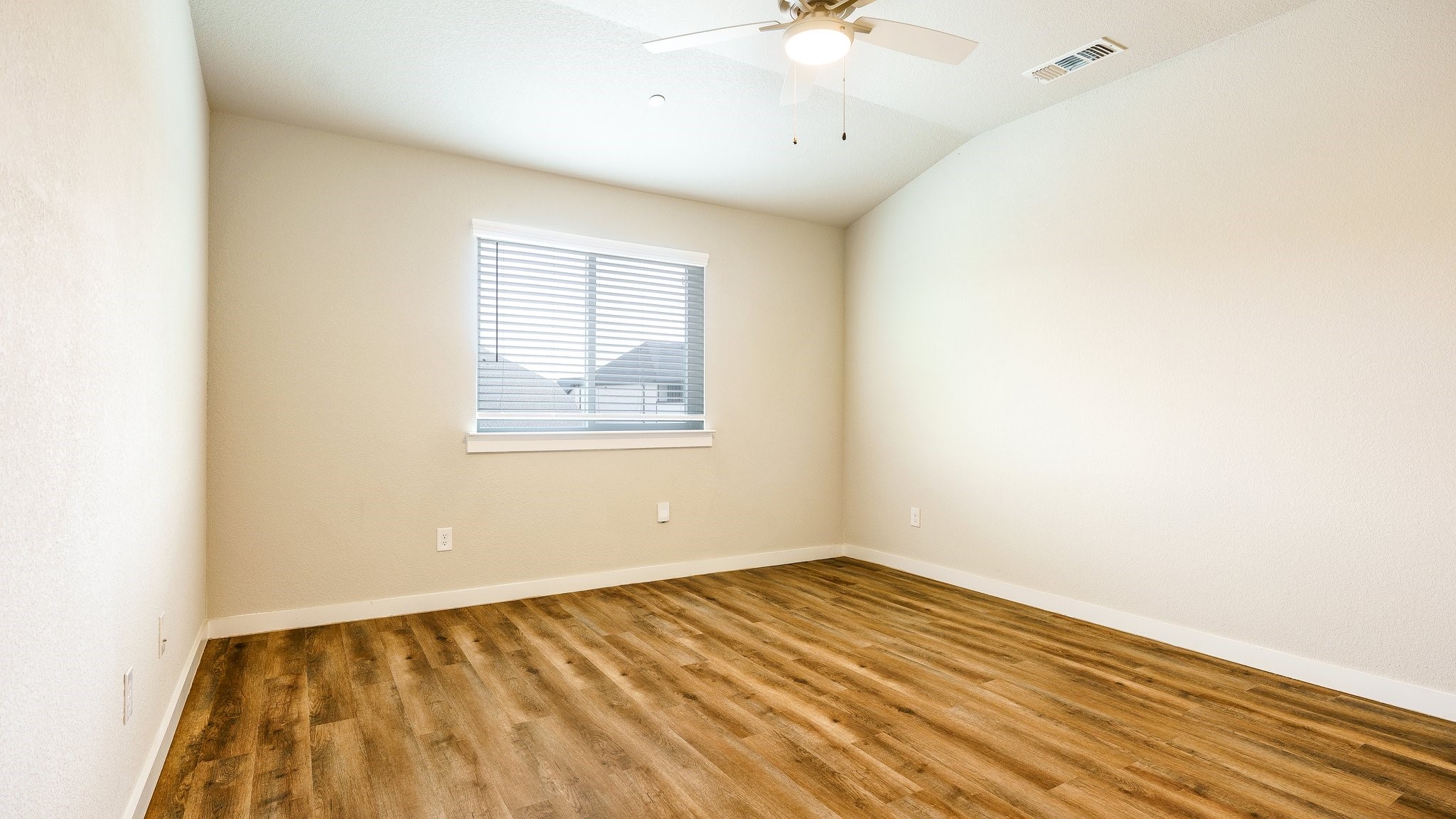 2420 Freshwater Lane