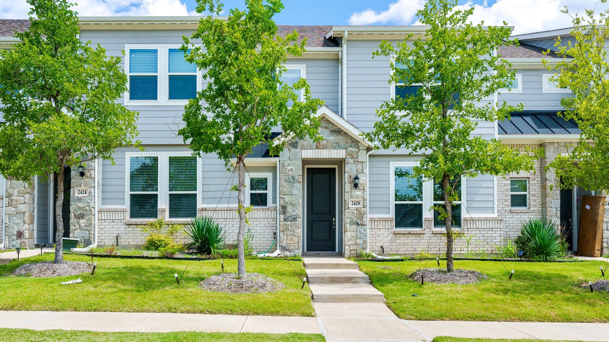 2420 Freshwater Lane