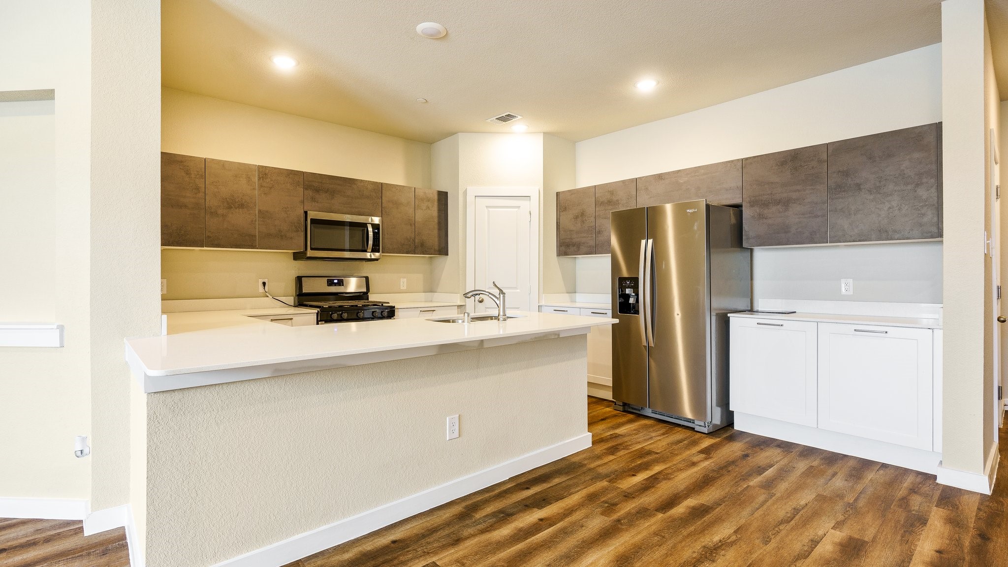 2420 Freshwater Lane