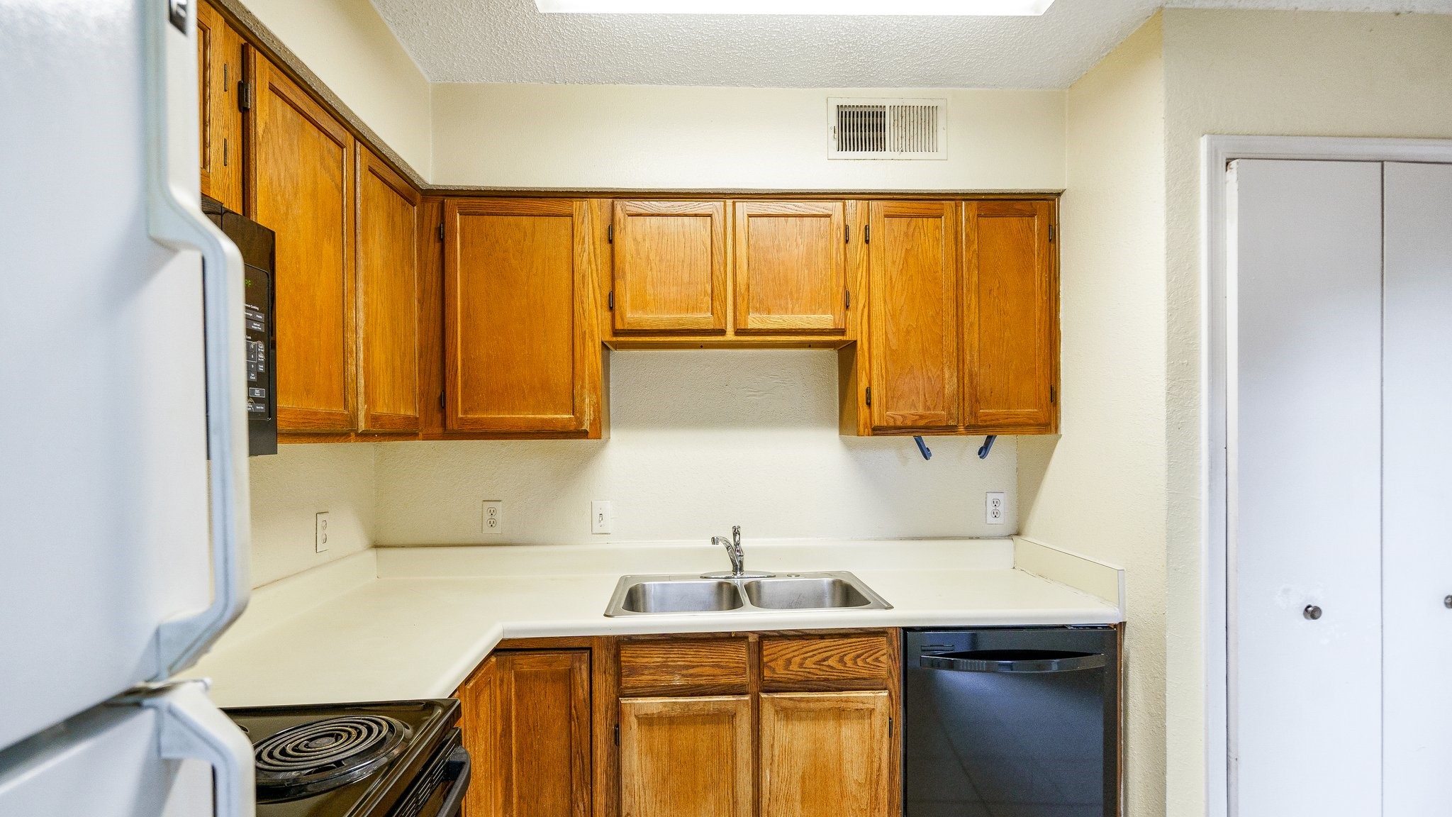 4748 Old Bent Tree Lane 805