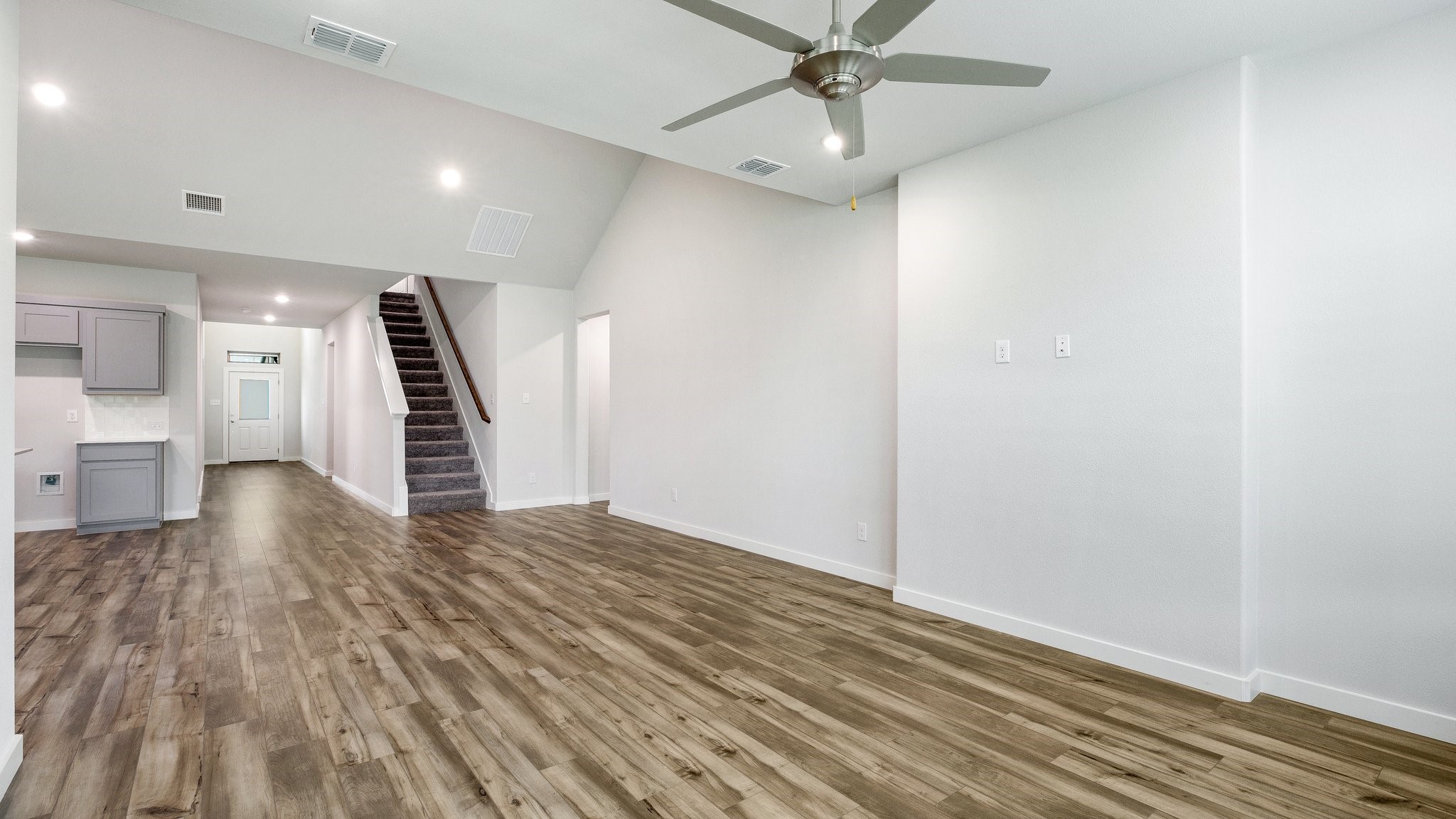 3815 Kenwood Drive
