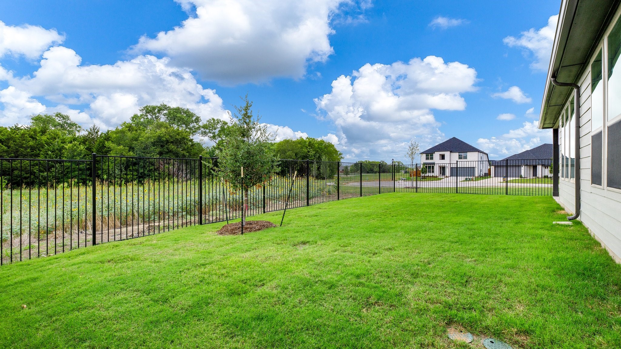 3815 Kenwood Drive