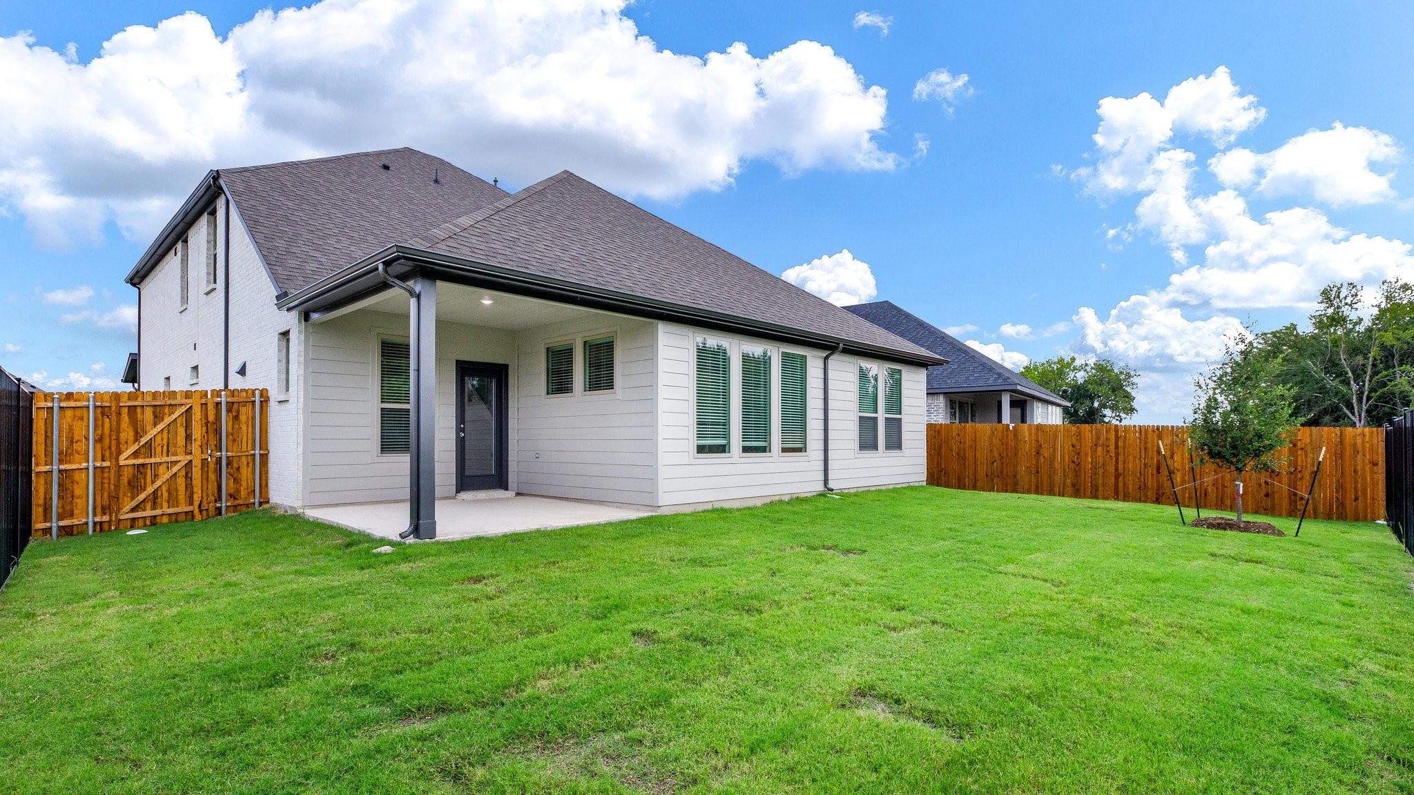 3815 Kenwood Drive
