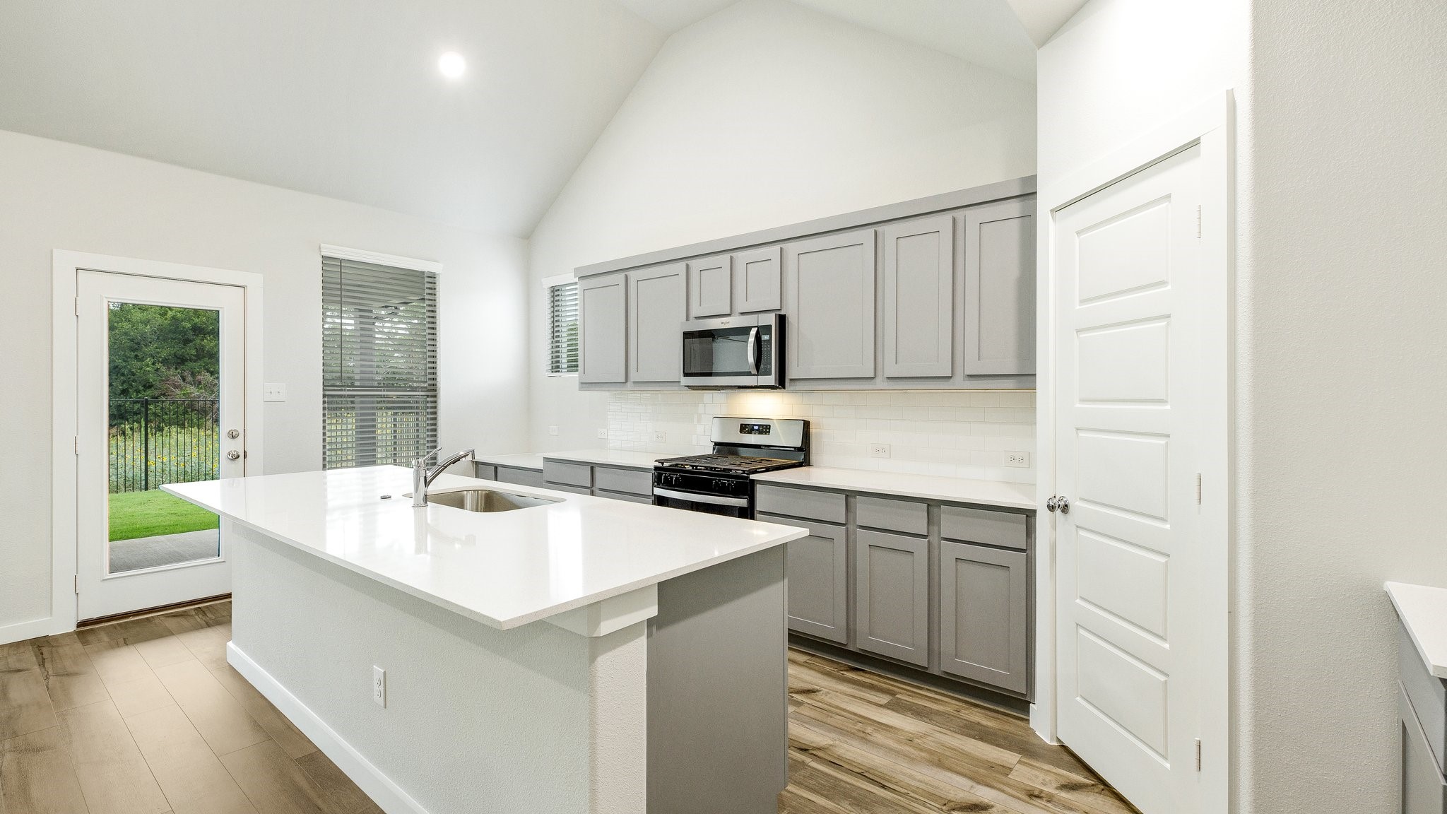 3815 Kenwood Drive