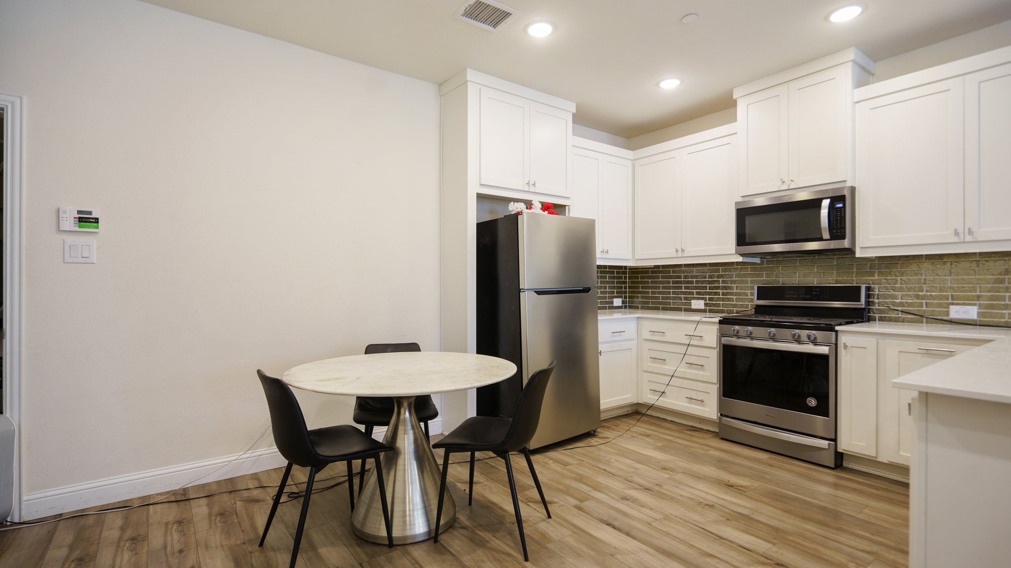 6152 Silverado Trail