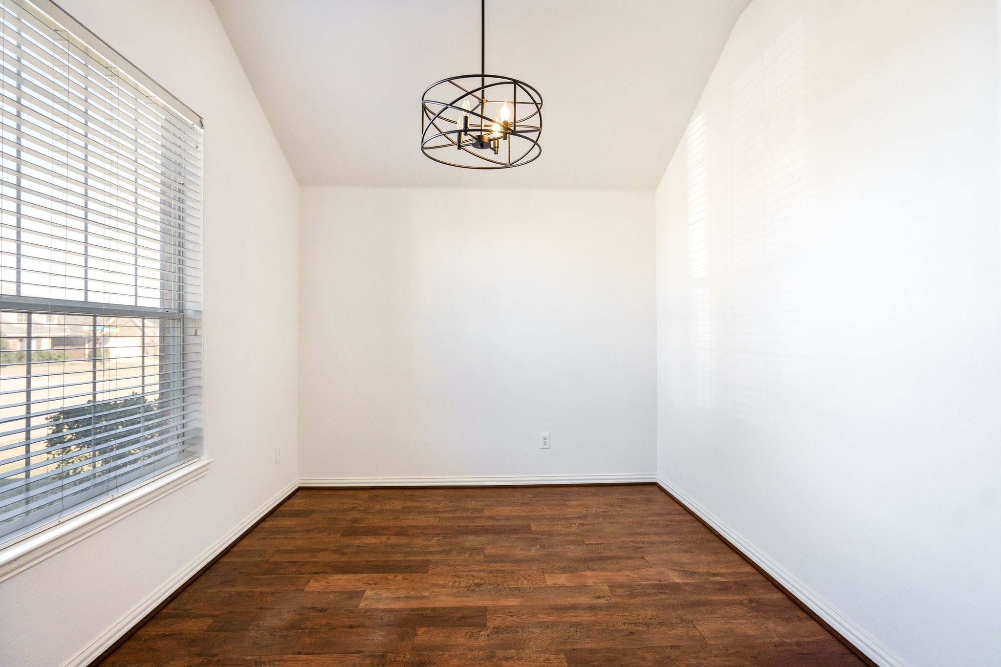 417 Connemara Trail
