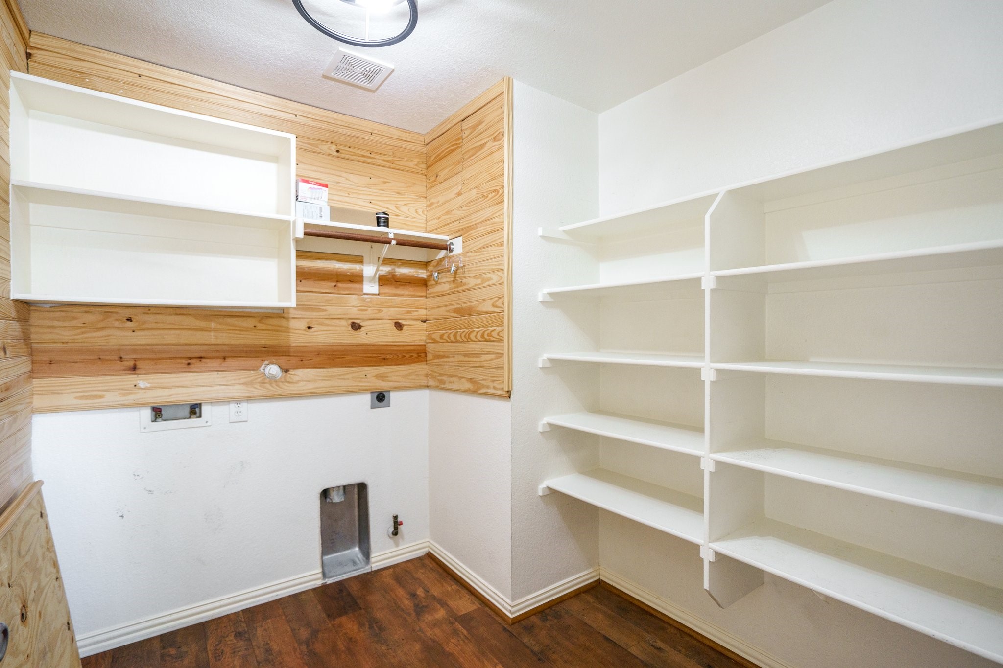417 Connemara Trail