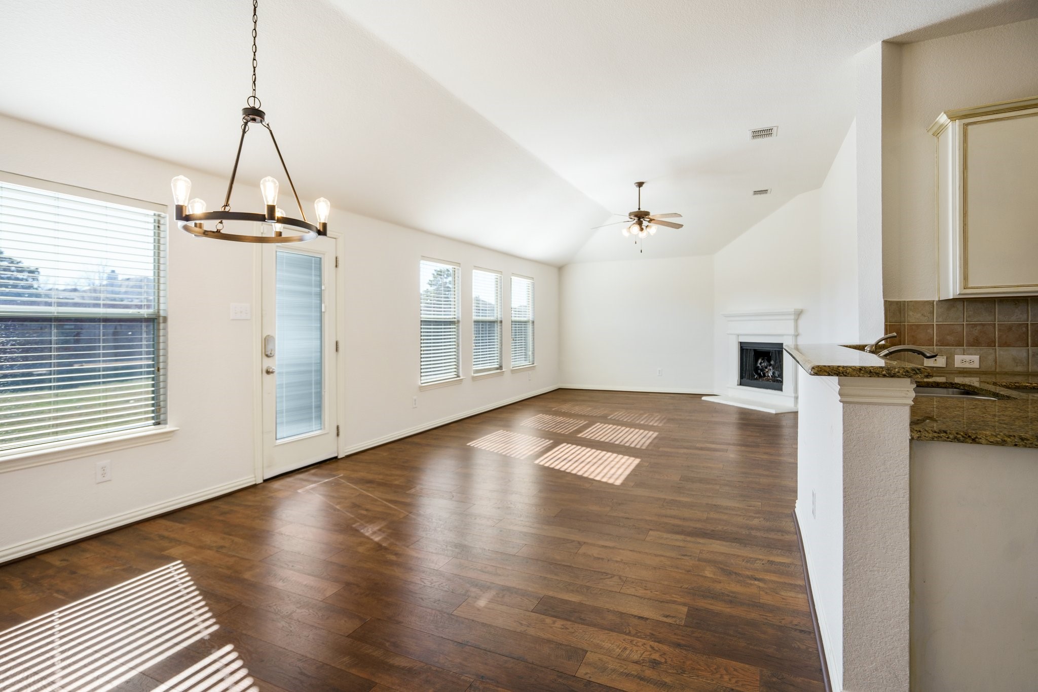 417 Connemara Trail