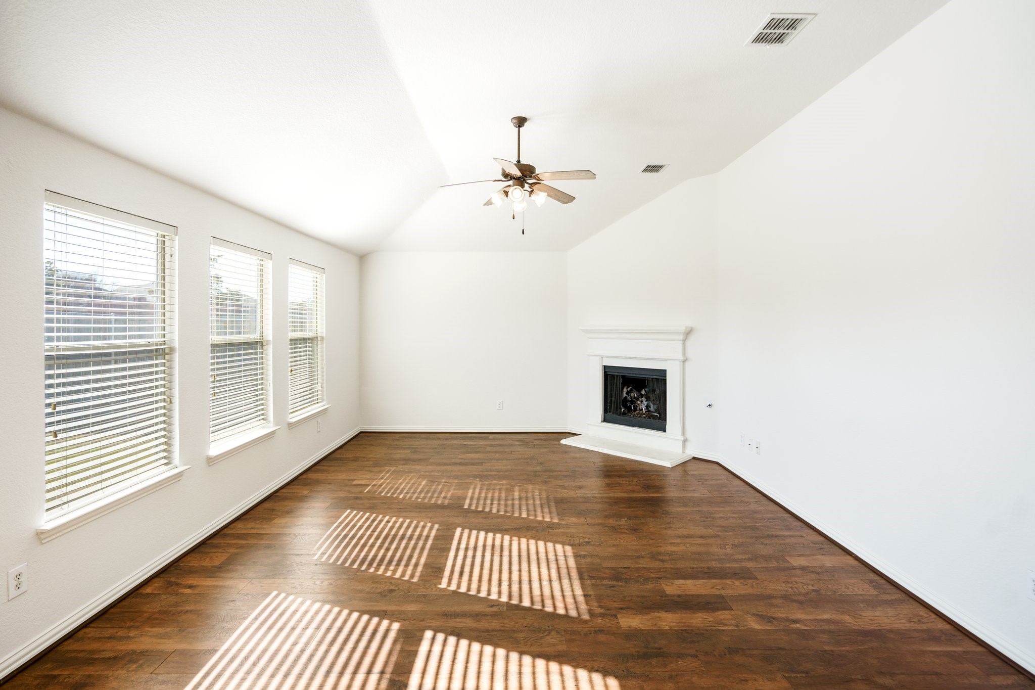 417 Connemara Trail
