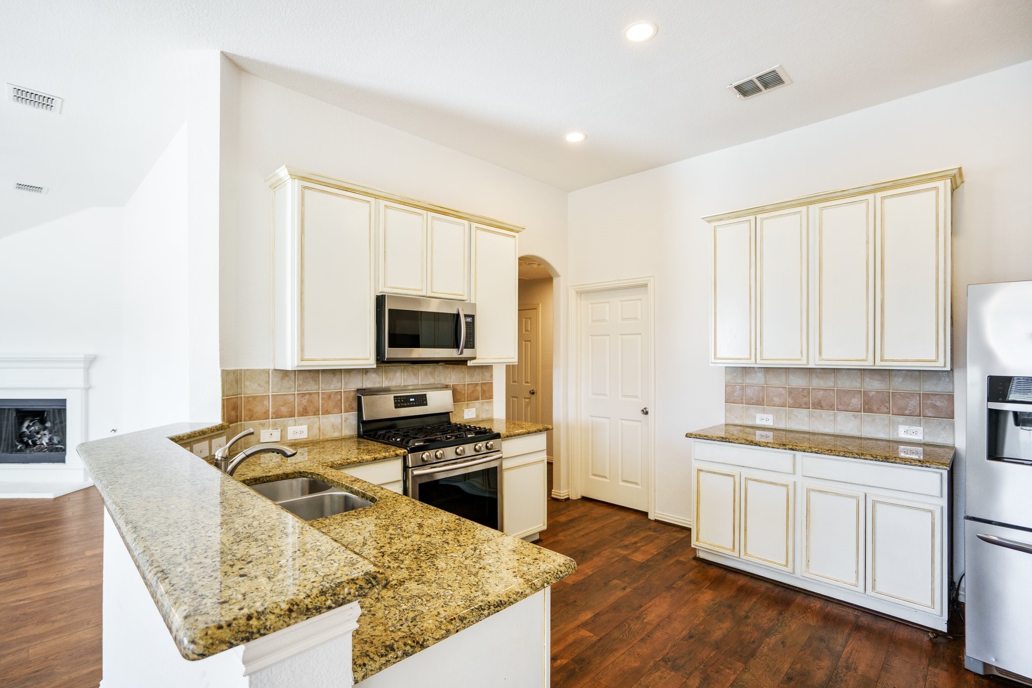 417 Connemara Trail