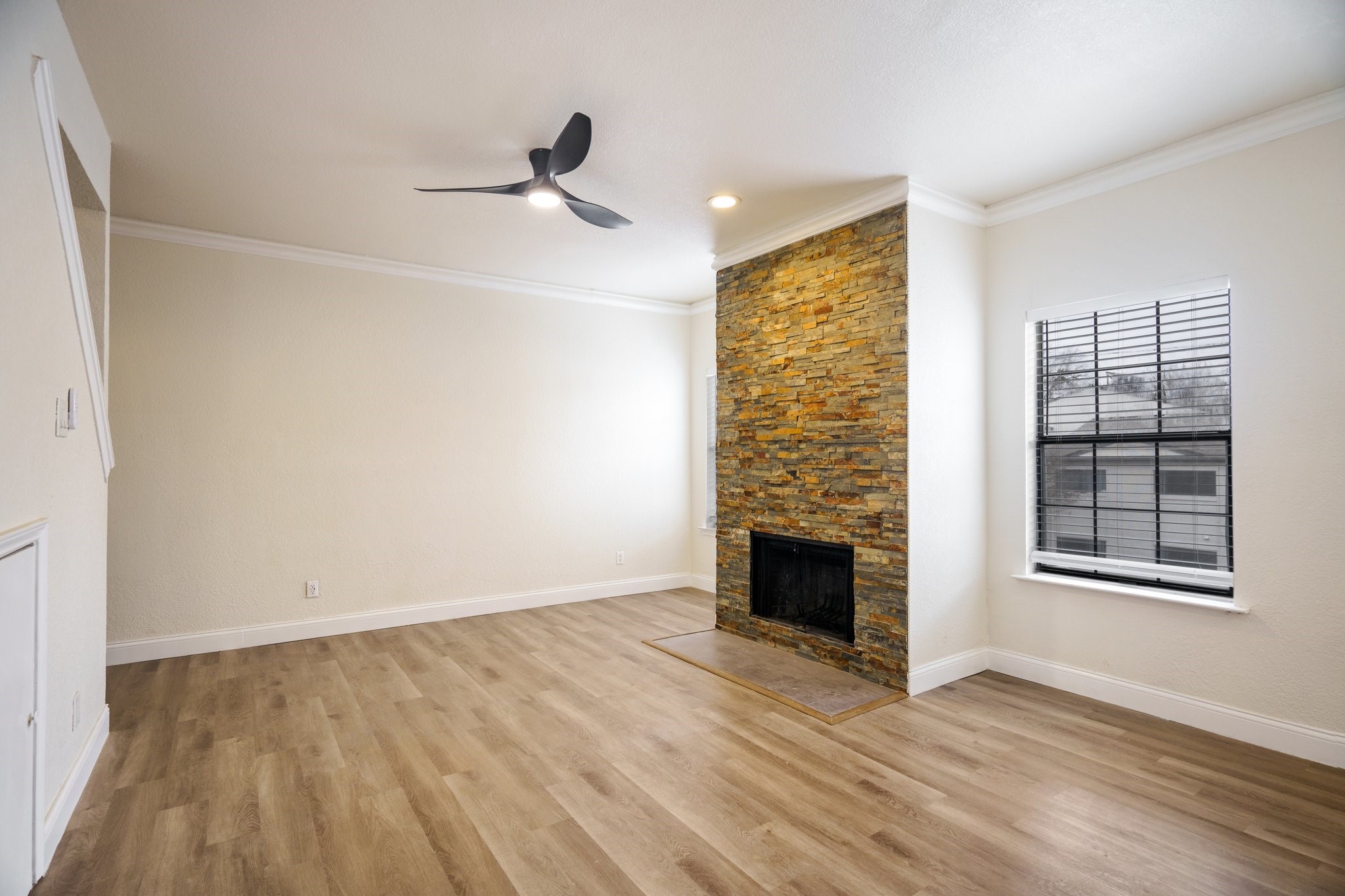 8750 Park Lane 145