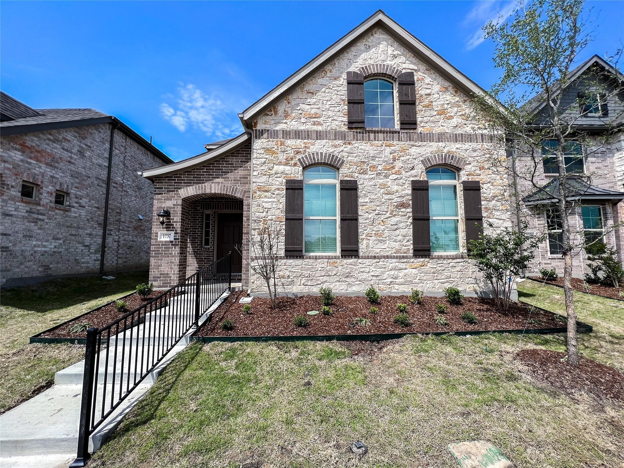 1737 Elise Lane